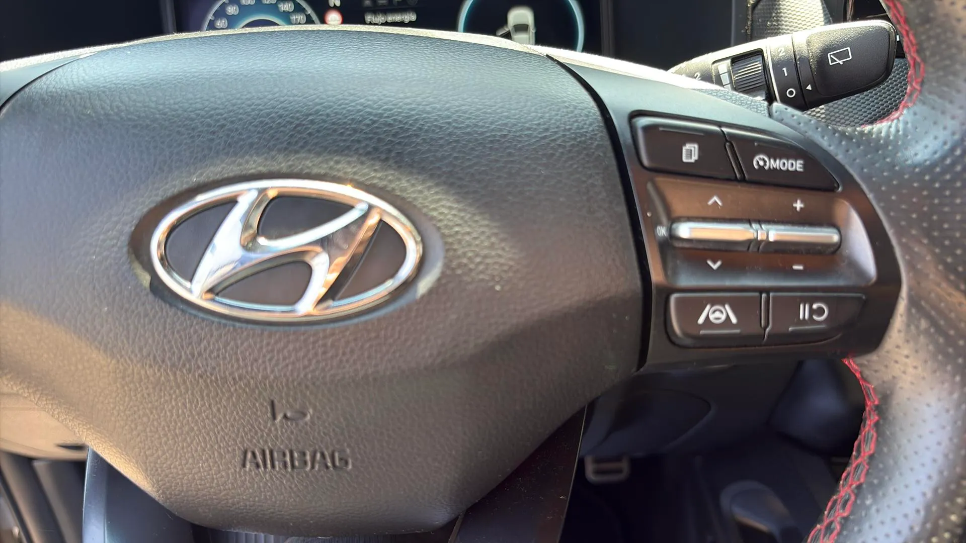Hyundai Kona 1.0 T-GDi 48V Klass 4x2 - foto 12