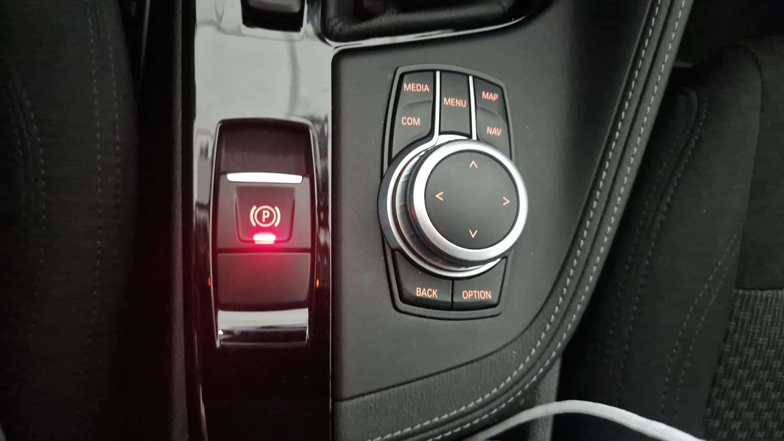 BMW X2 xDrive25e - foto 19