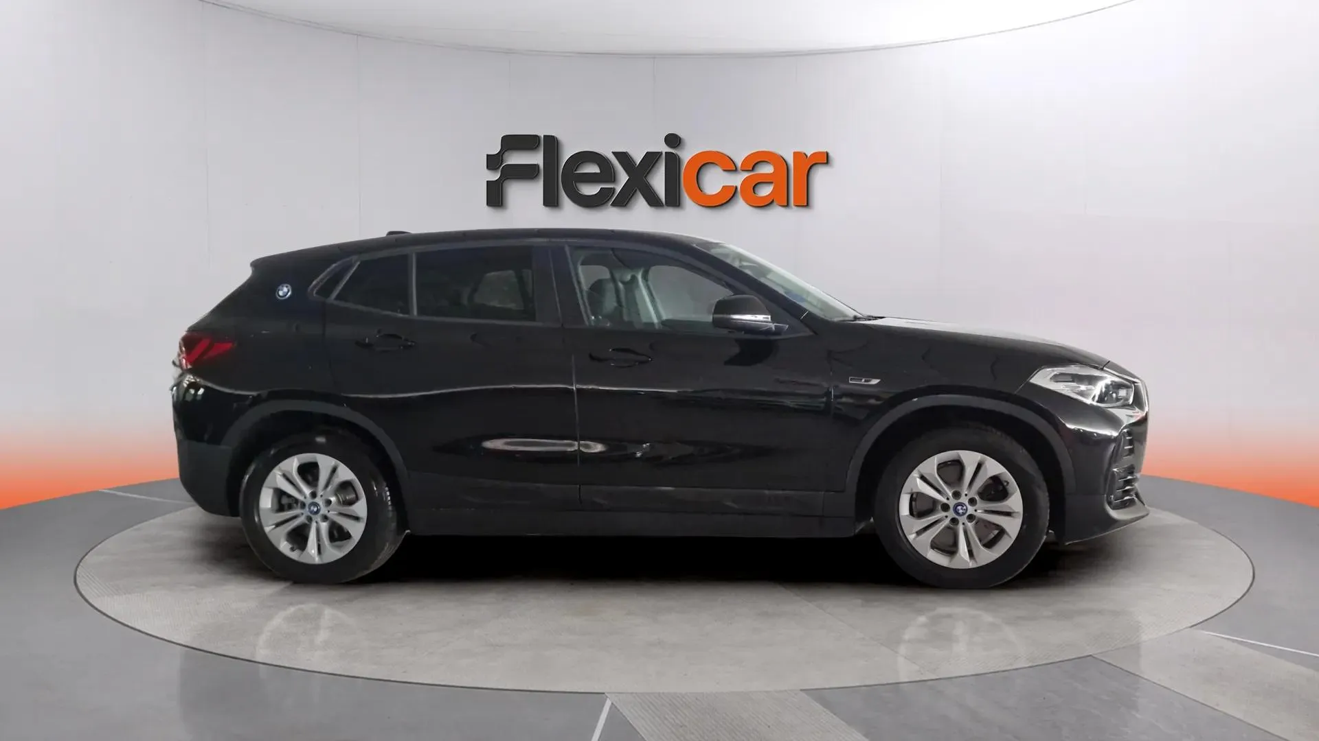 BMW X2 xDrive25e - foto 8