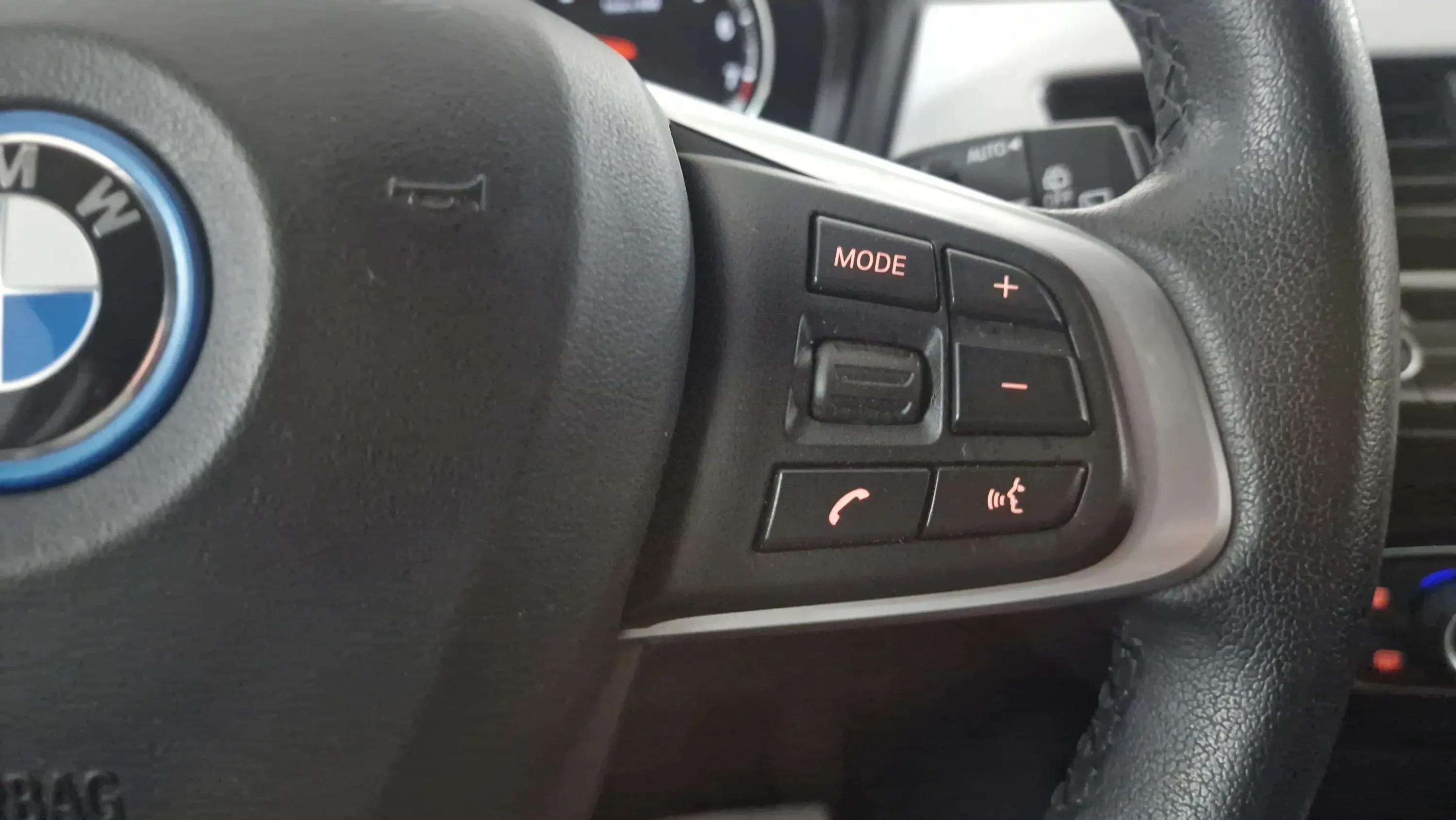 BMW X2 xDrive25e - foto 17