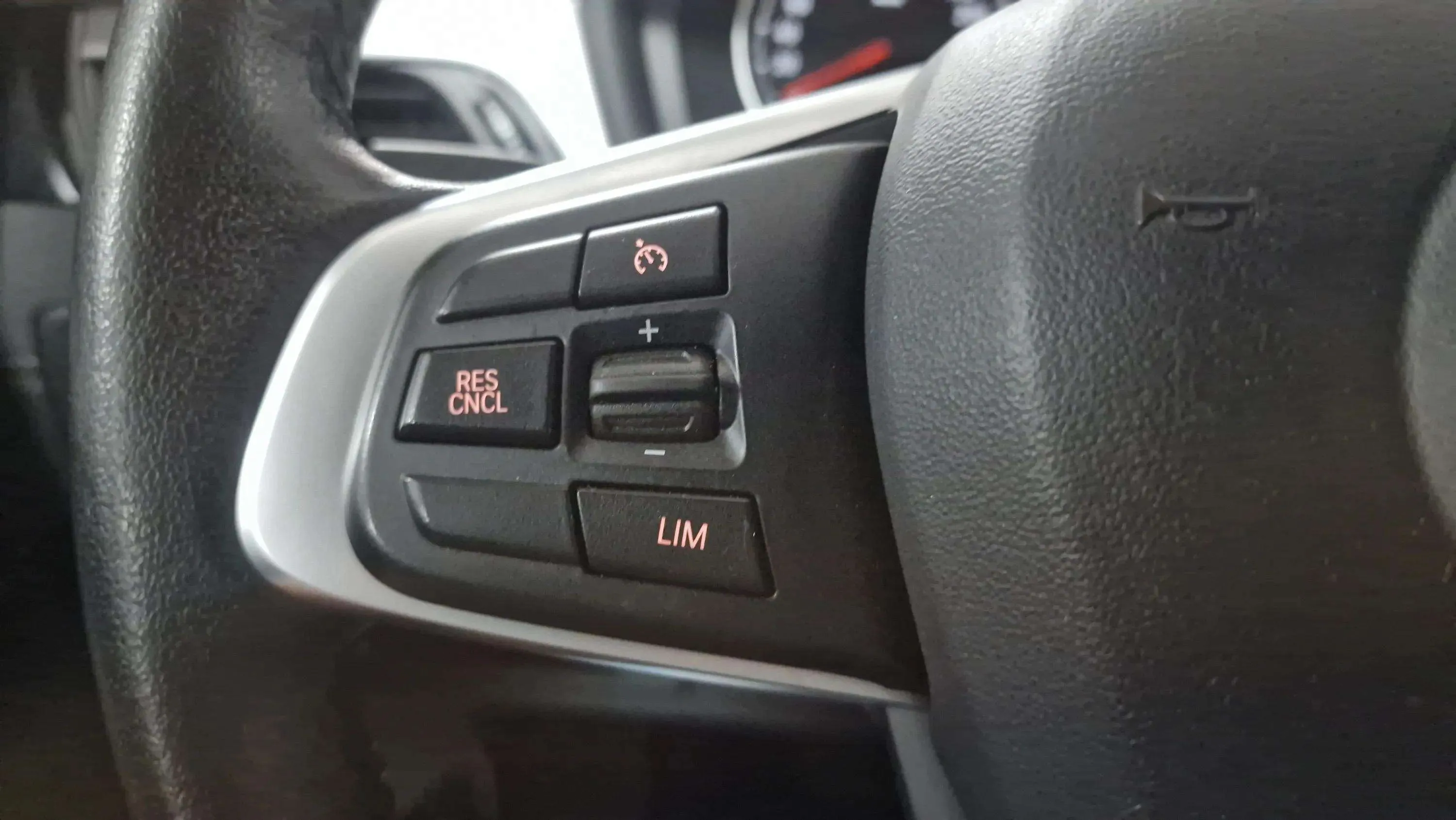 BMW X2 xDrive25e - foto 18