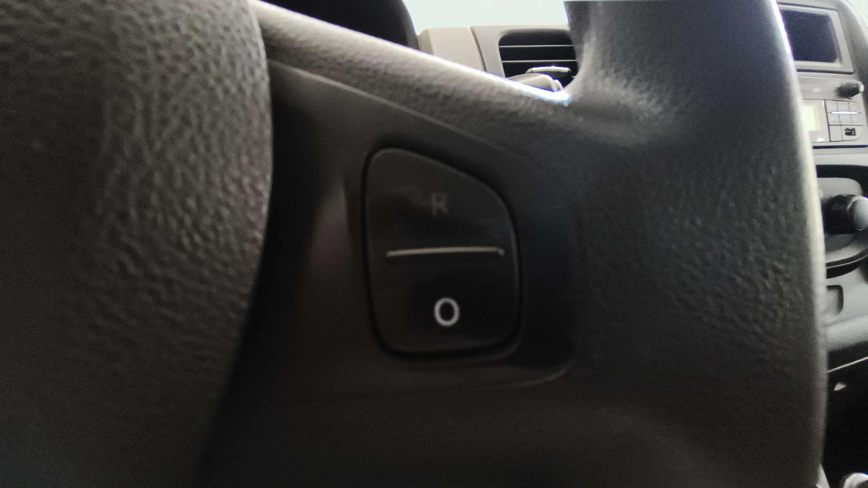 Renault Trafic - foto 18