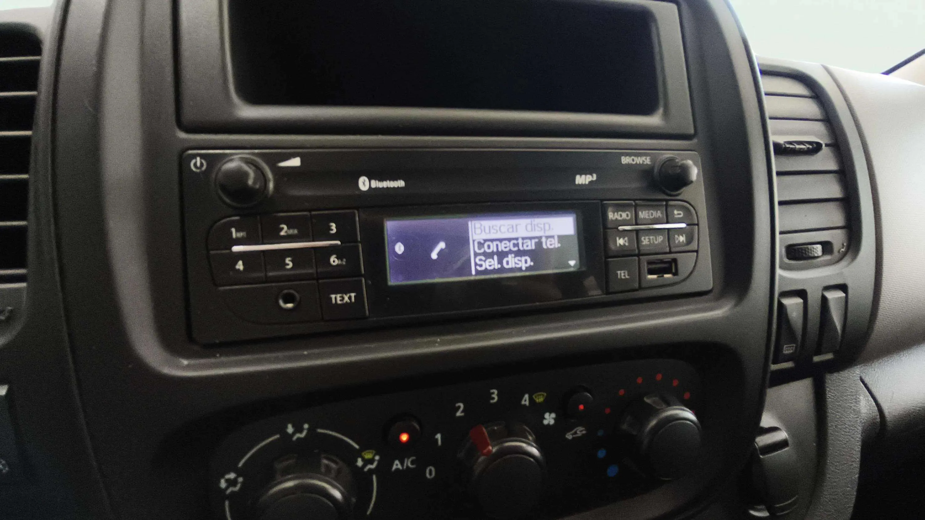 Renault Trafic - foto 10