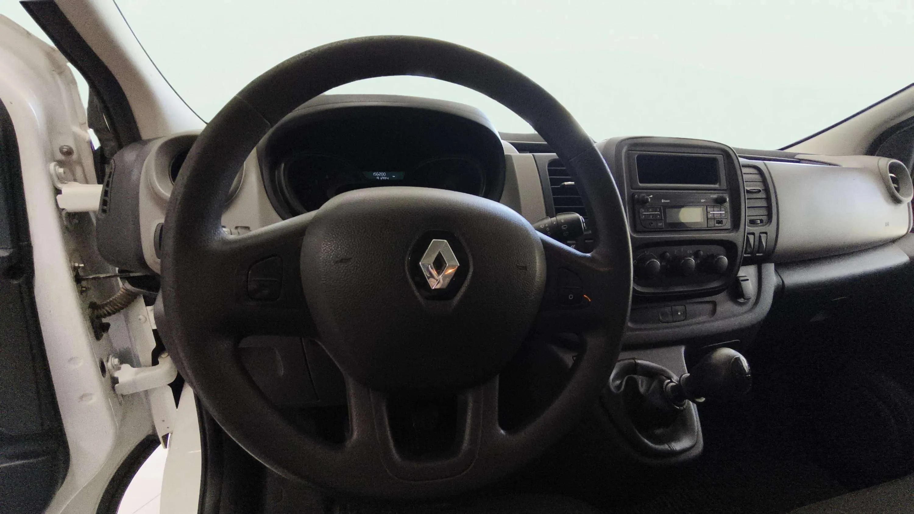 Renault Trafic - foto 7