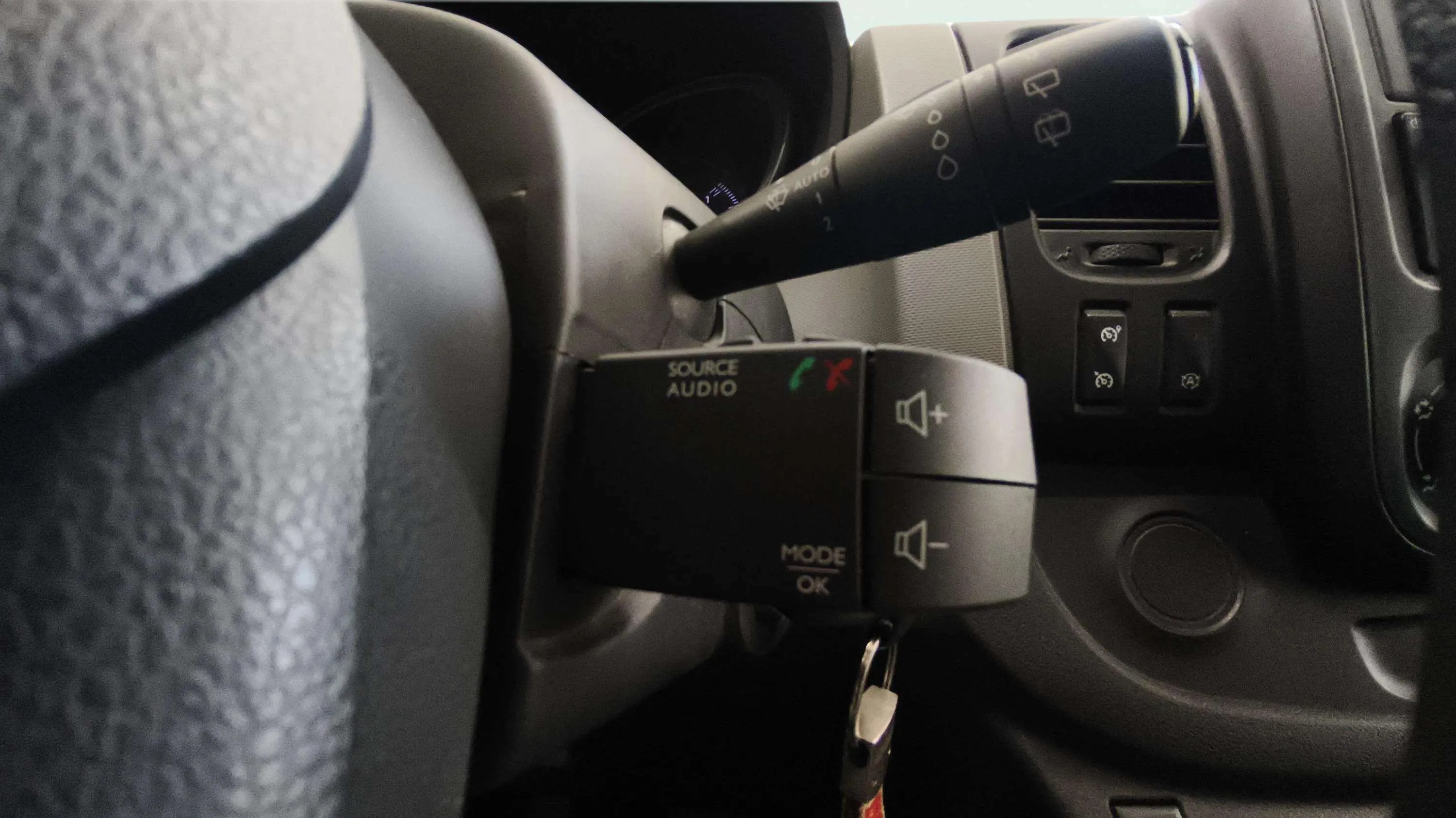 Renault Trafic - foto 8