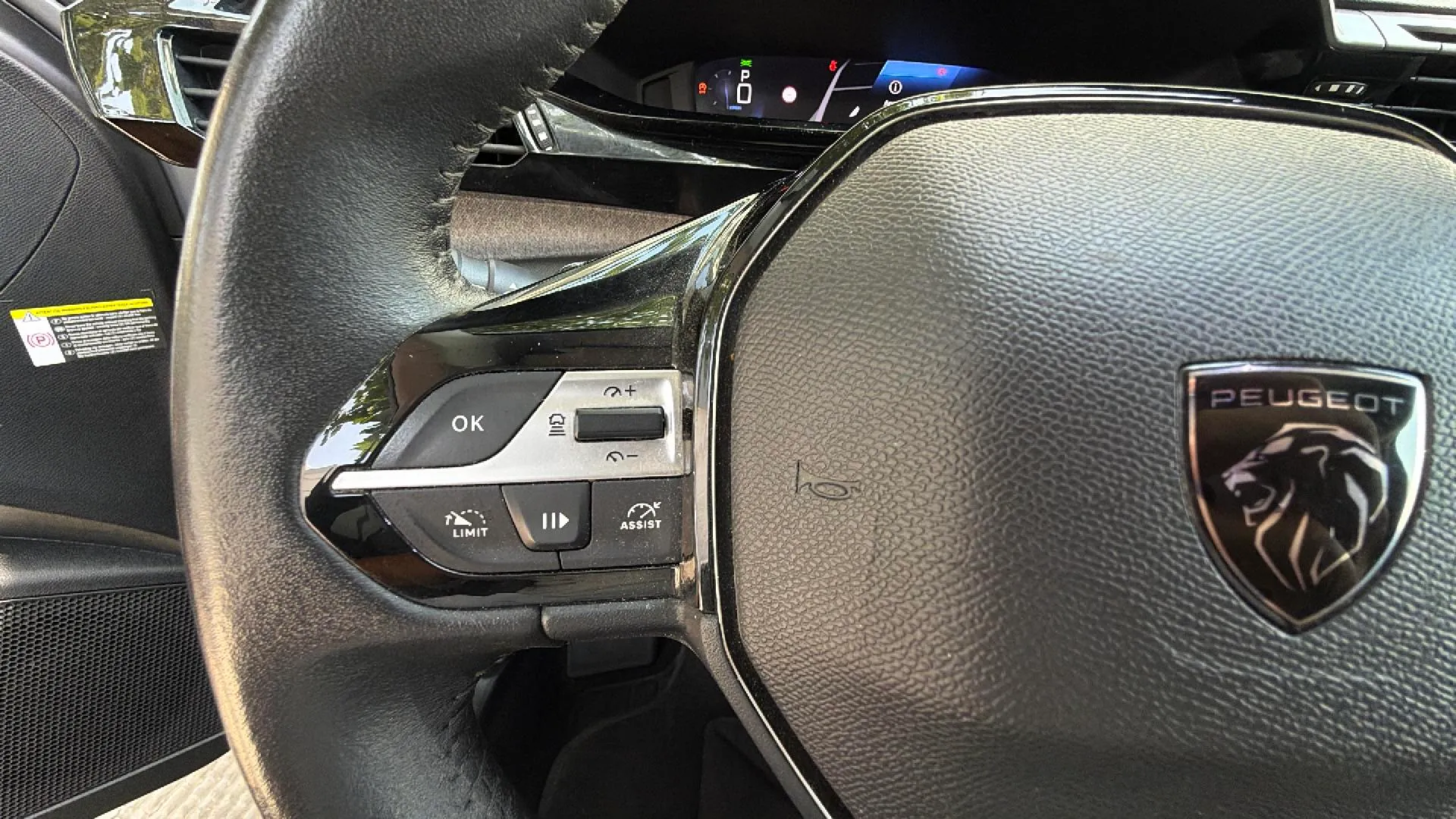 Peugeot 308 Active BlueHDi 130 EAT8 - foto 17