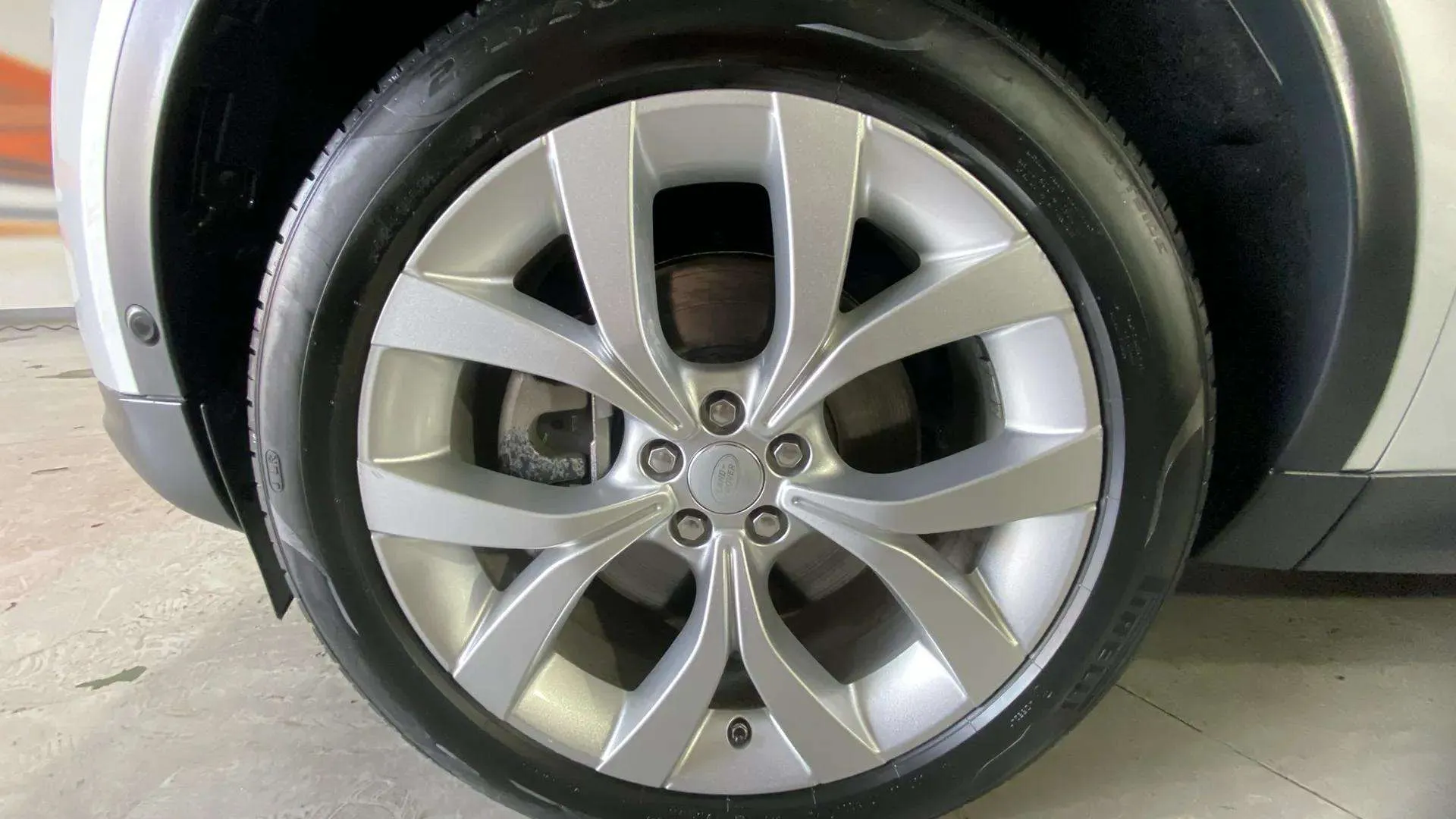 Land Rover Discovery Sport 2.0 Si4 AWD Aut MHEV R-Dynamic HSE - foto 24
