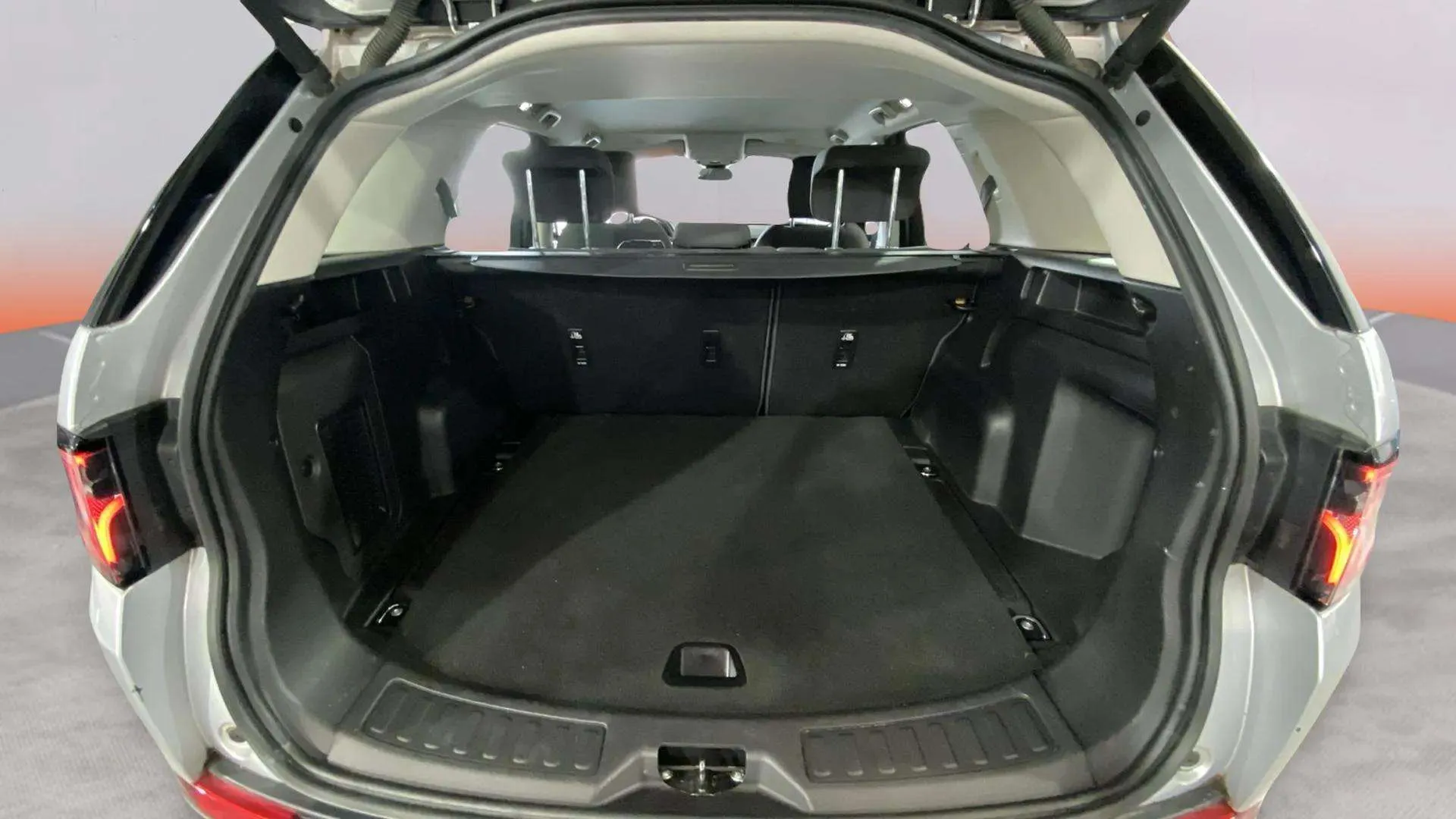 Land Rover Discovery Sport 2.0 Si4 AWD Aut MHEV R-Dynamic HSE - foto 21