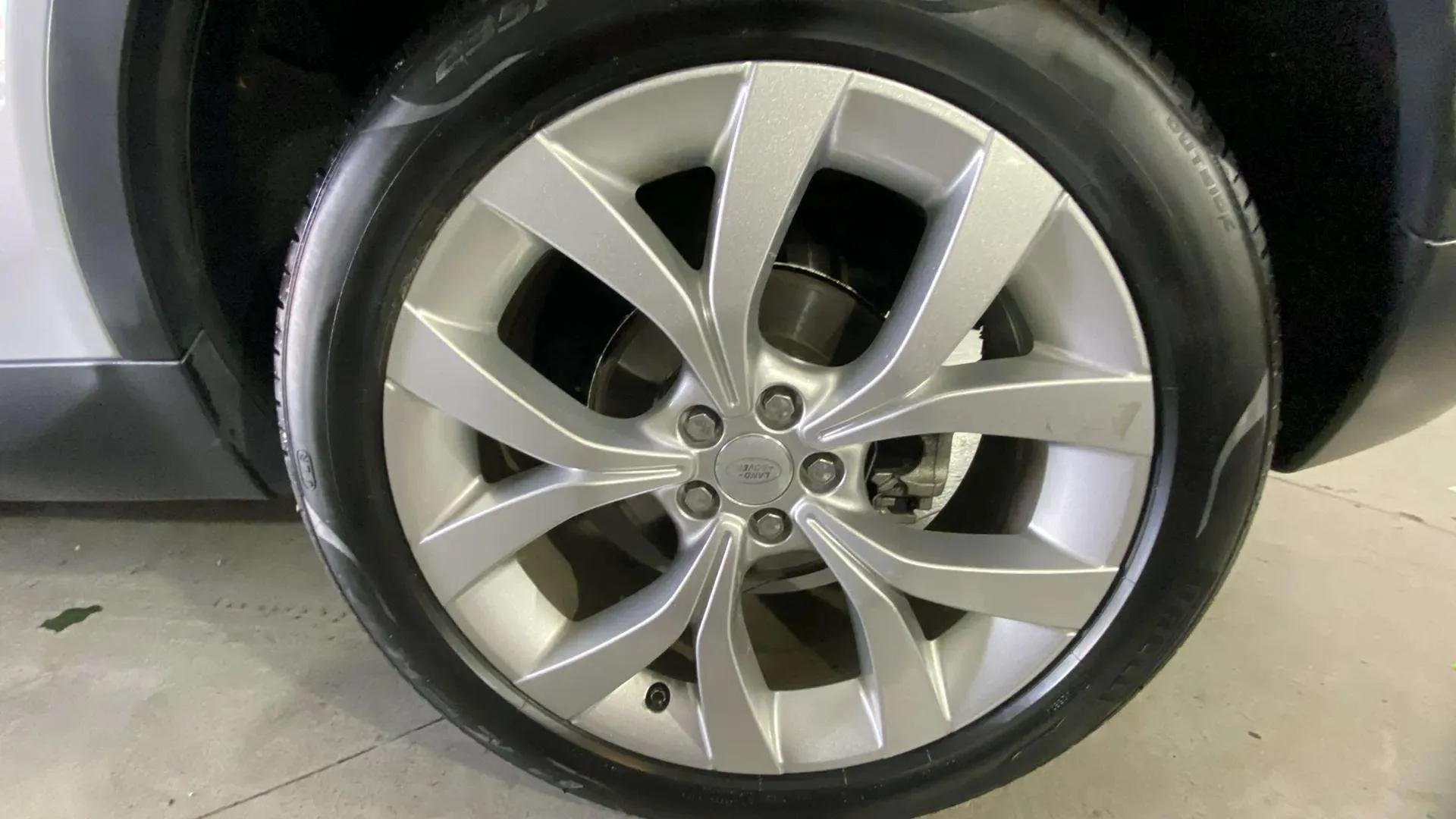 Land Rover Discovery Sport 2.0 Si4 AWD Aut MHEV R-Dynamic HSE - foto 25