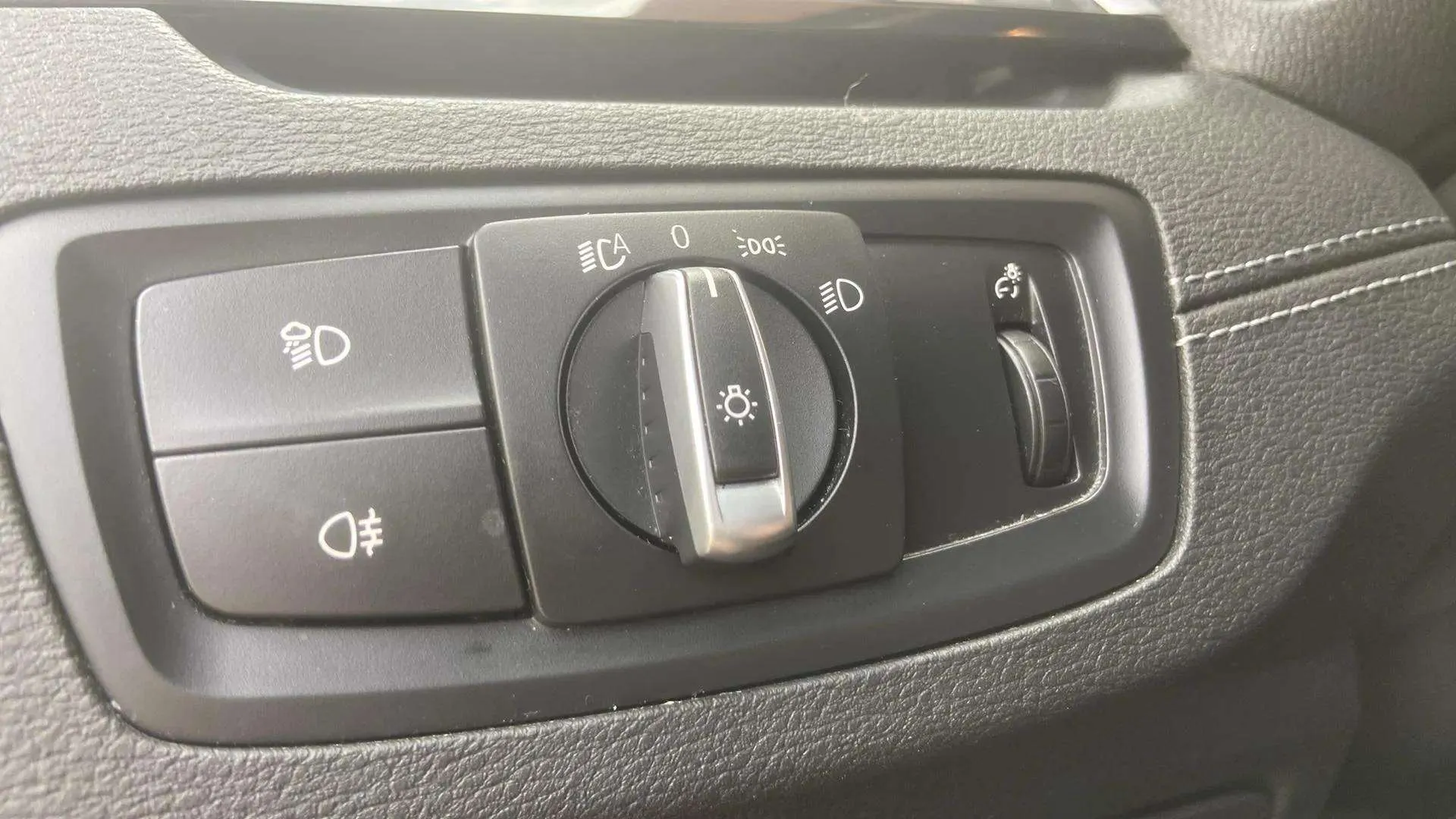 BMW X2 xDrive25e - foto 18