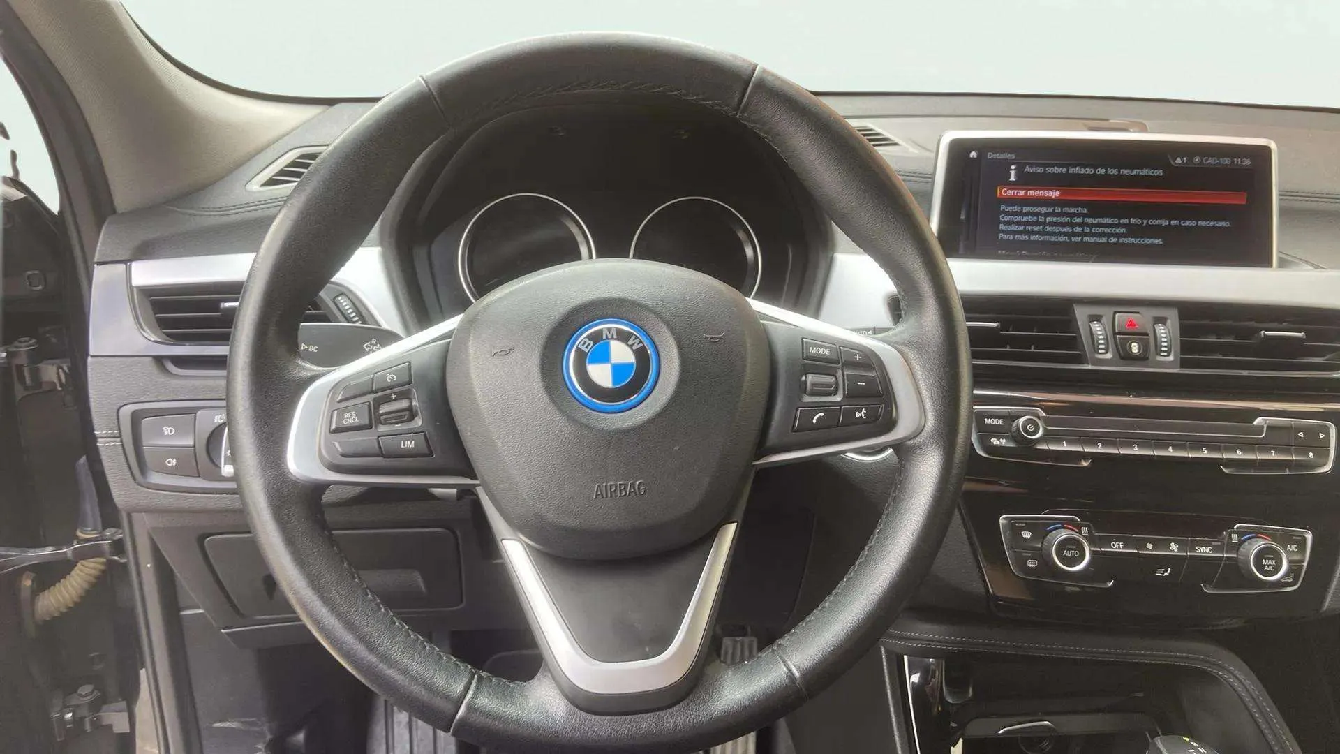 BMW X2 xDrive25e - foto 11