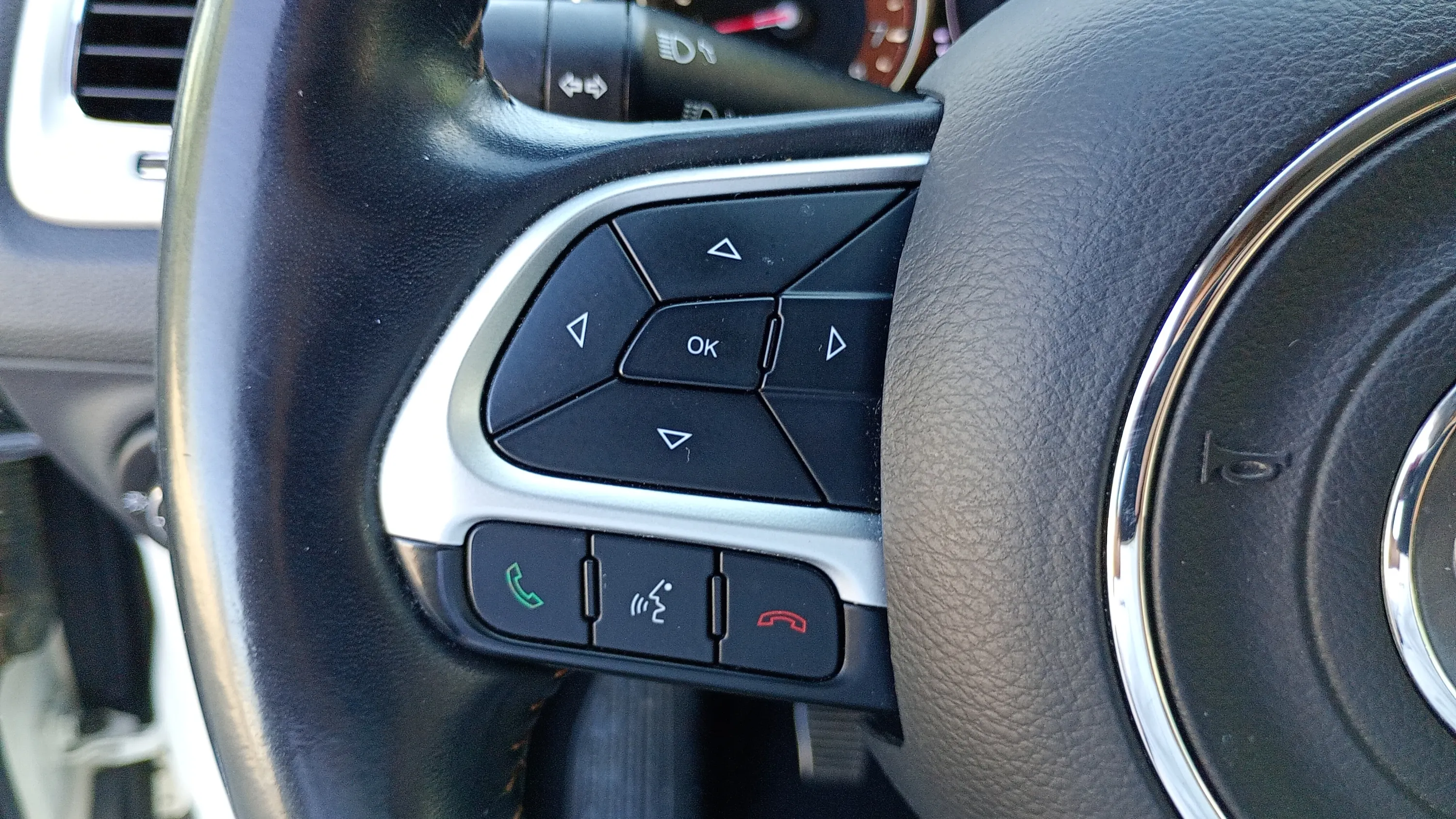 Jeep Compass 1.4 Mair Longitude 4x2 - foto 16