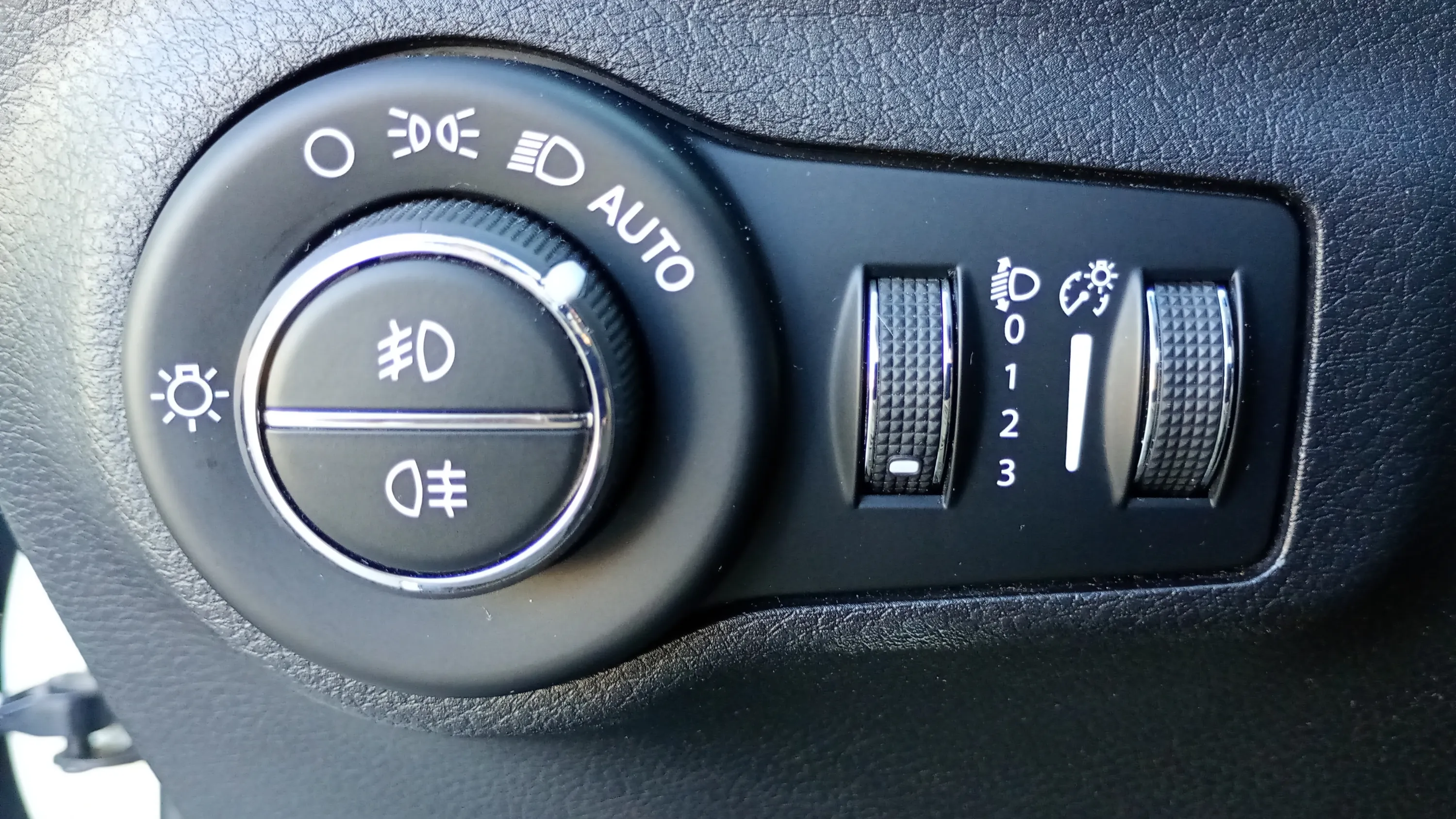 Jeep Compass 1.4 Mair Longitude 4x2 - foto 19