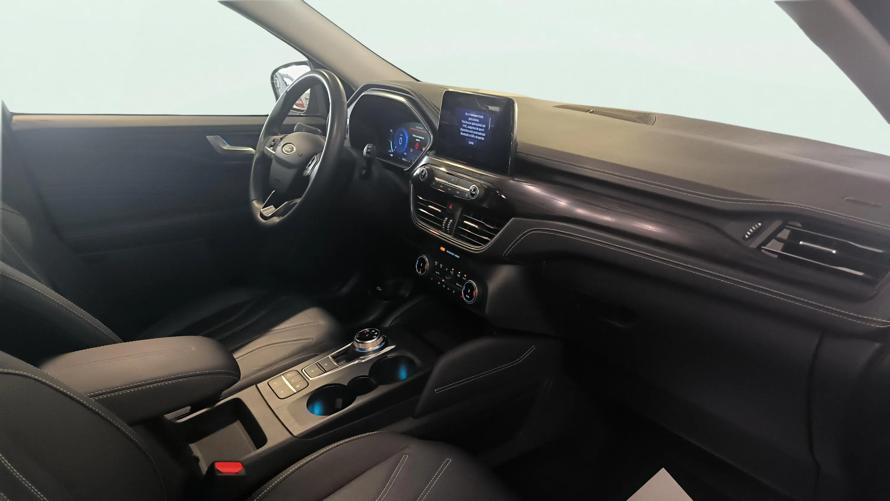 Ford Kuga Vignale 2.5 Duratec PHEV - foto 26