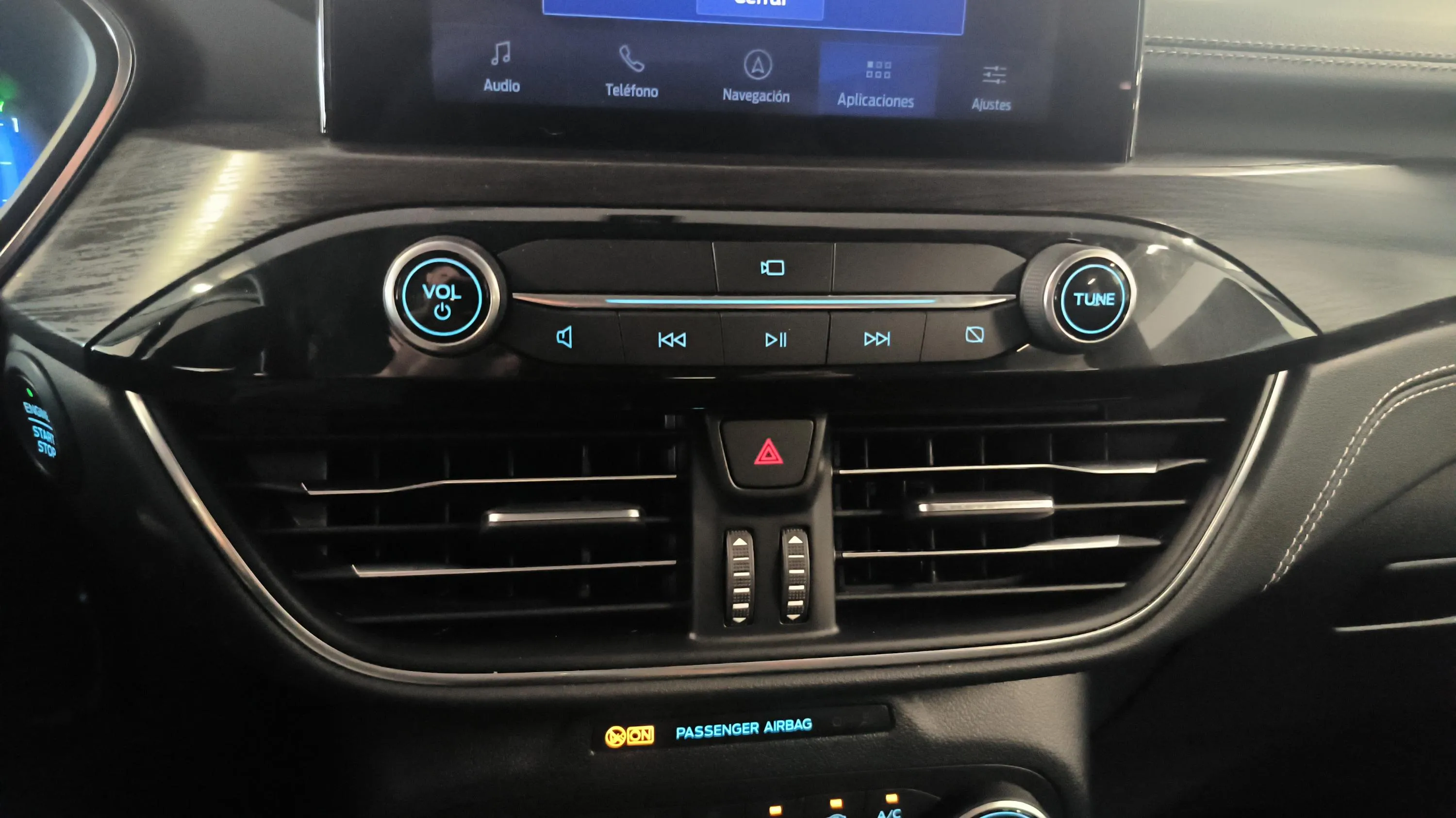 Ford Kuga Vignale 2.5 Duratec PHEV - foto 23