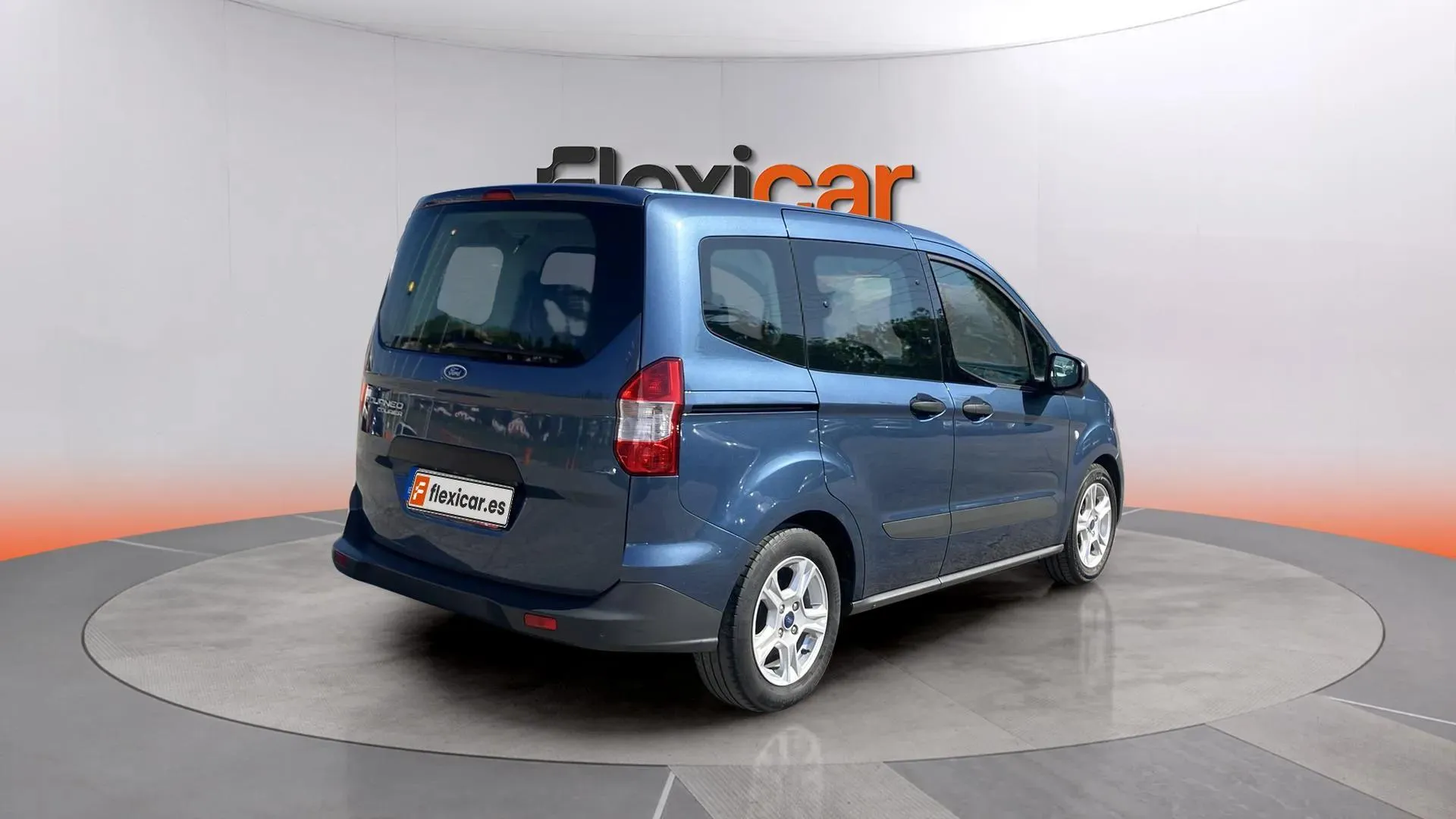 Ford Tourneo Courier 1.0 EcoBoost Trend - foto 9