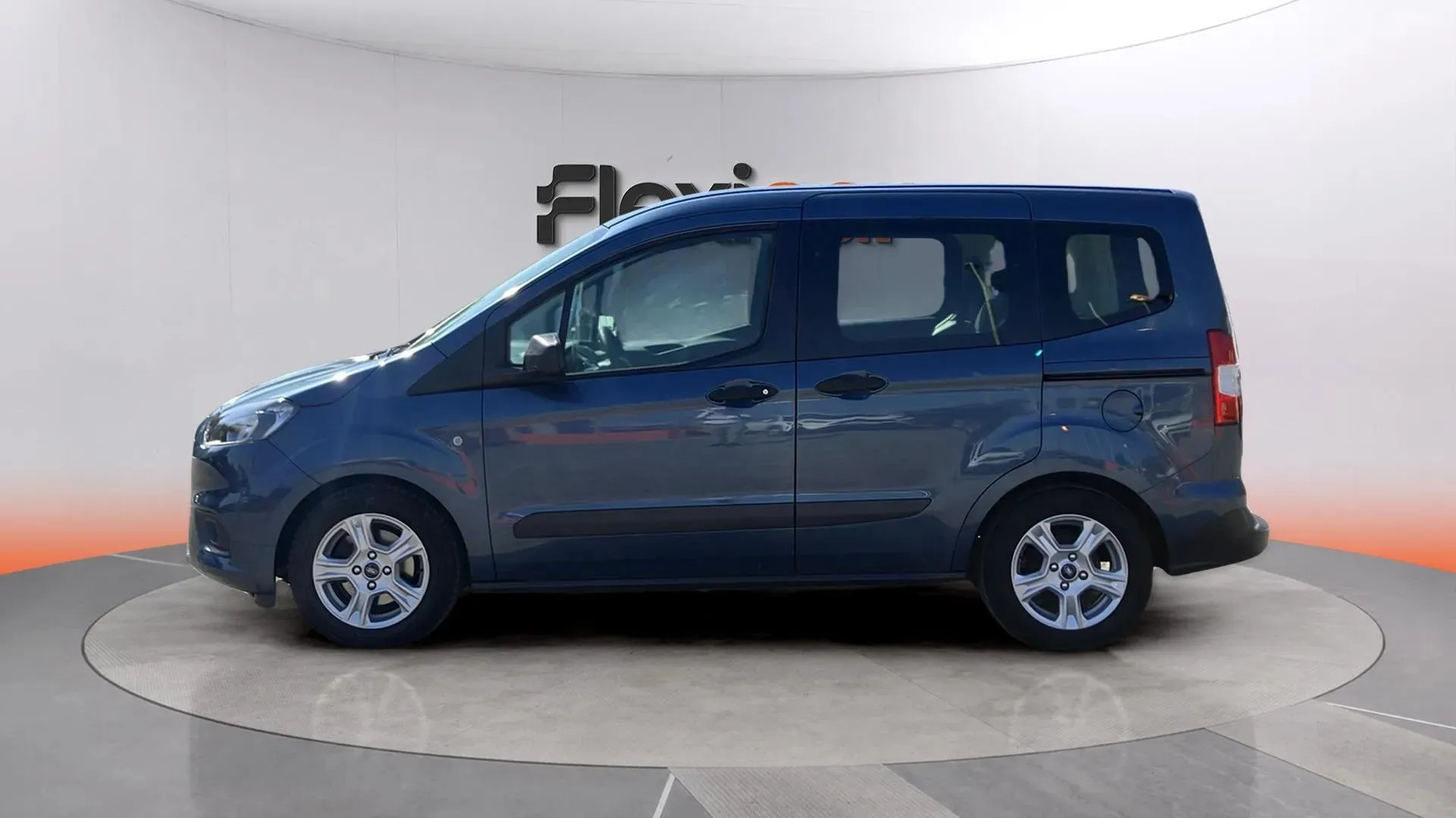 Ford Tourneo Courier 1.0 EcoBoost Trend - foto 4