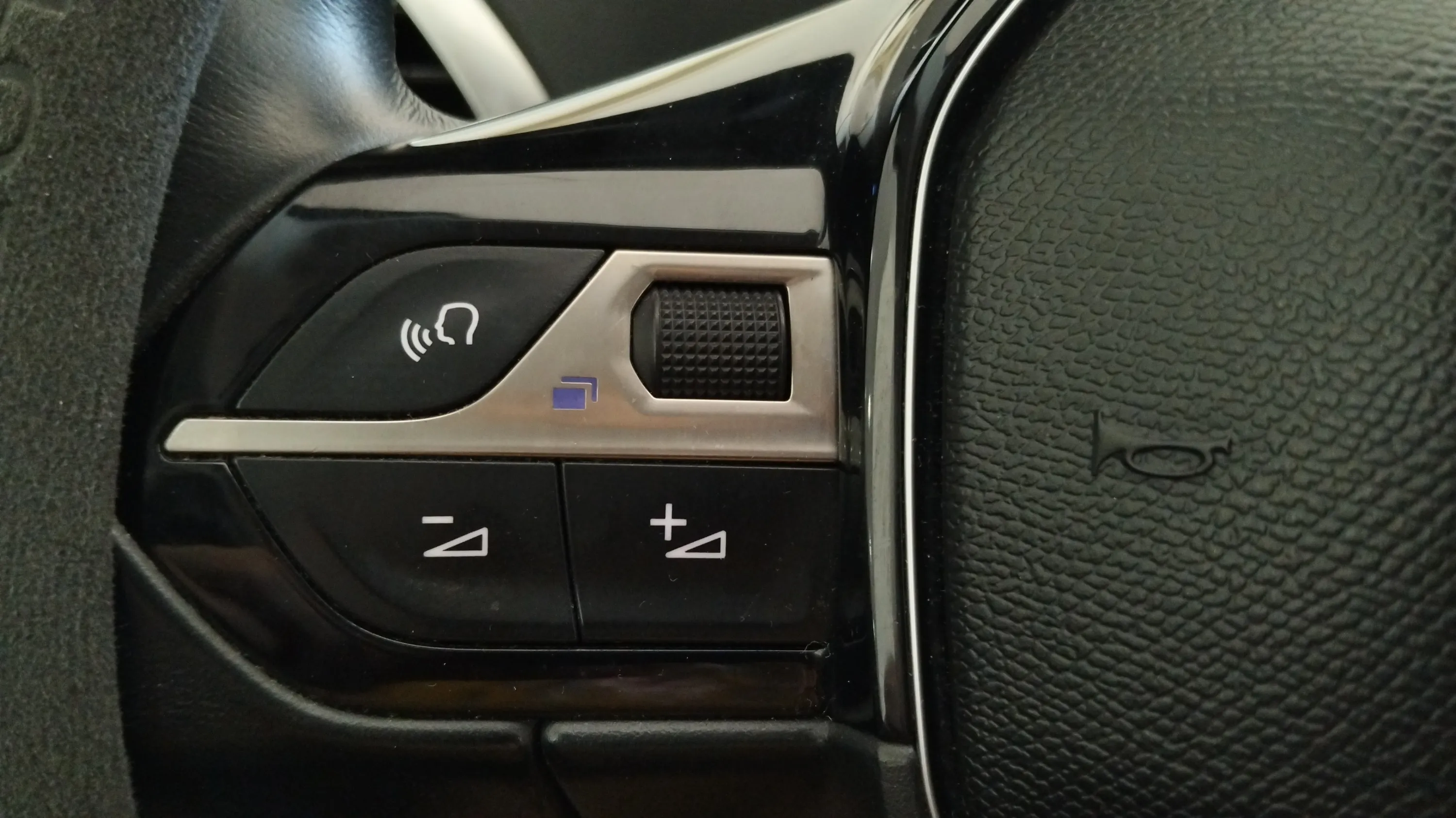 Peugeot 5008 Allure 1.2 PureTech - foto 15