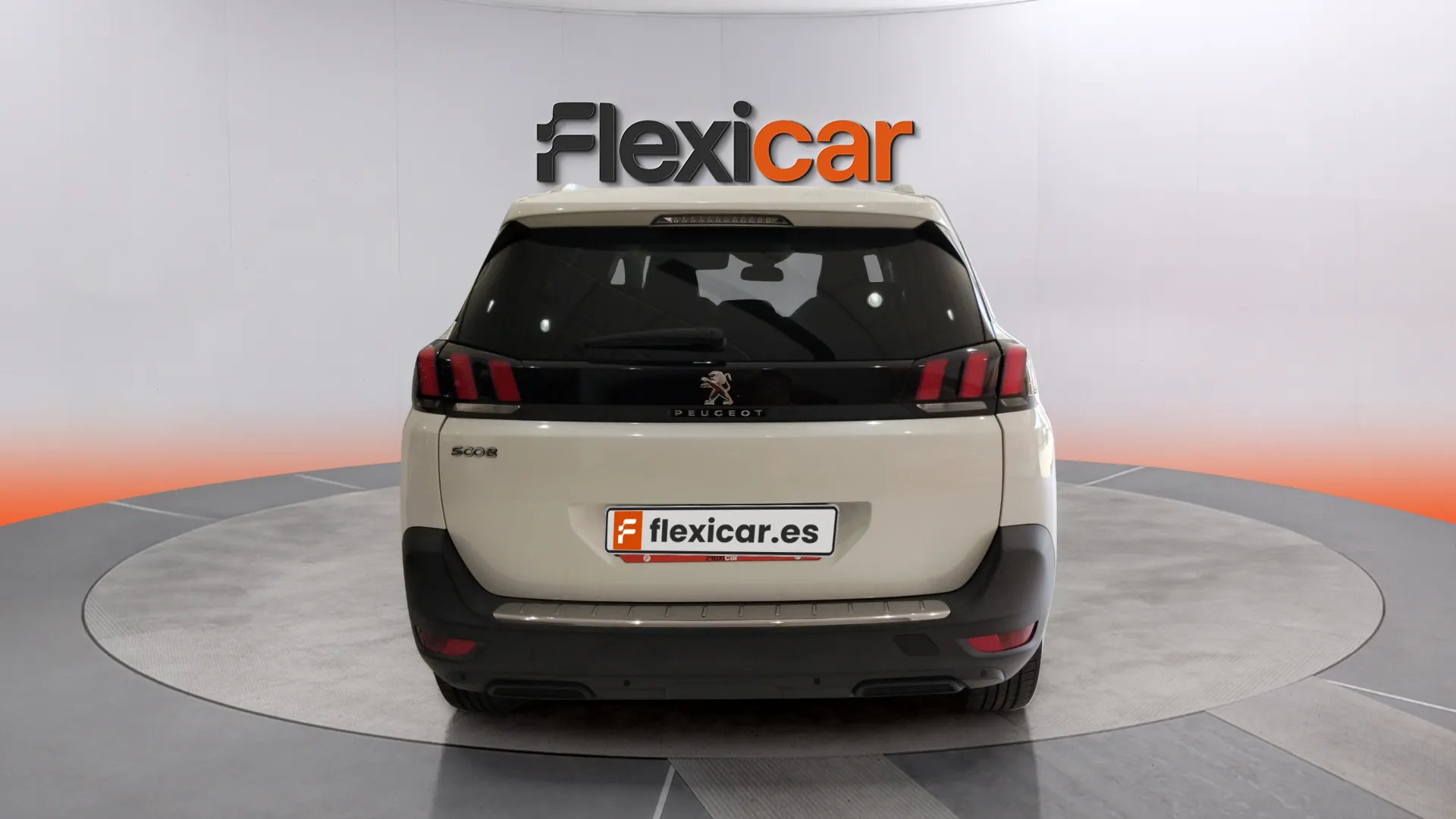 Peugeot 5008 Allure 1.2 PureTech - foto 4