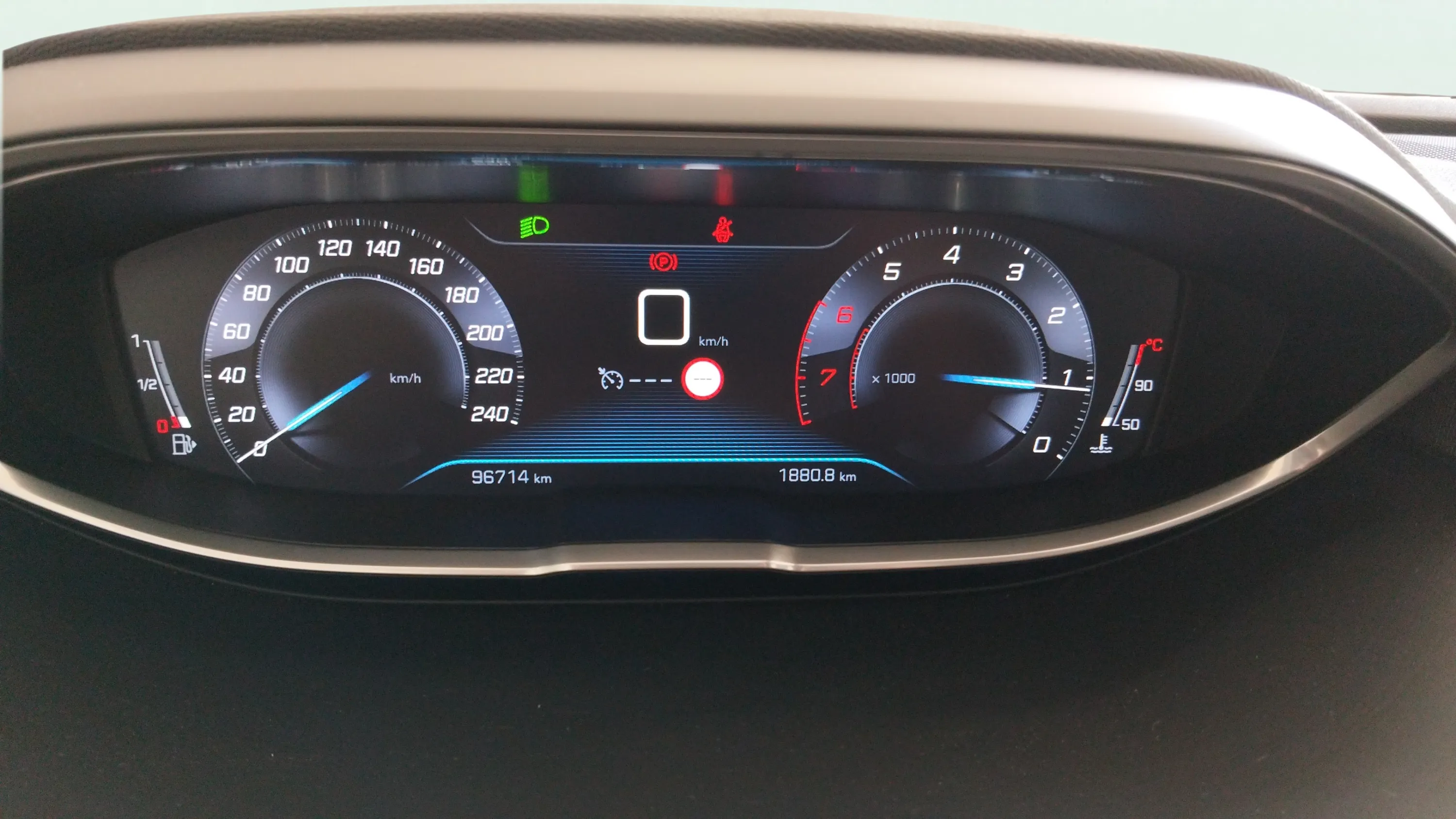 Peugeot 5008 Allure 1.2 PureTech - foto 14