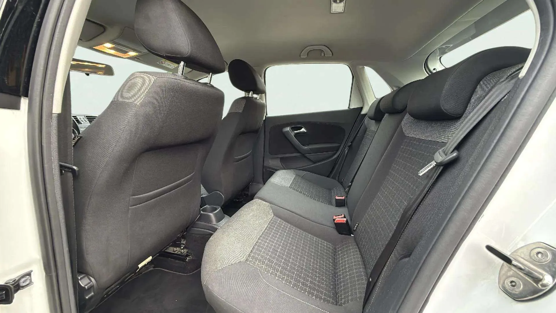 Volkswagen Polo A-Polo Plus 1.2 TSI BMT - foto 22