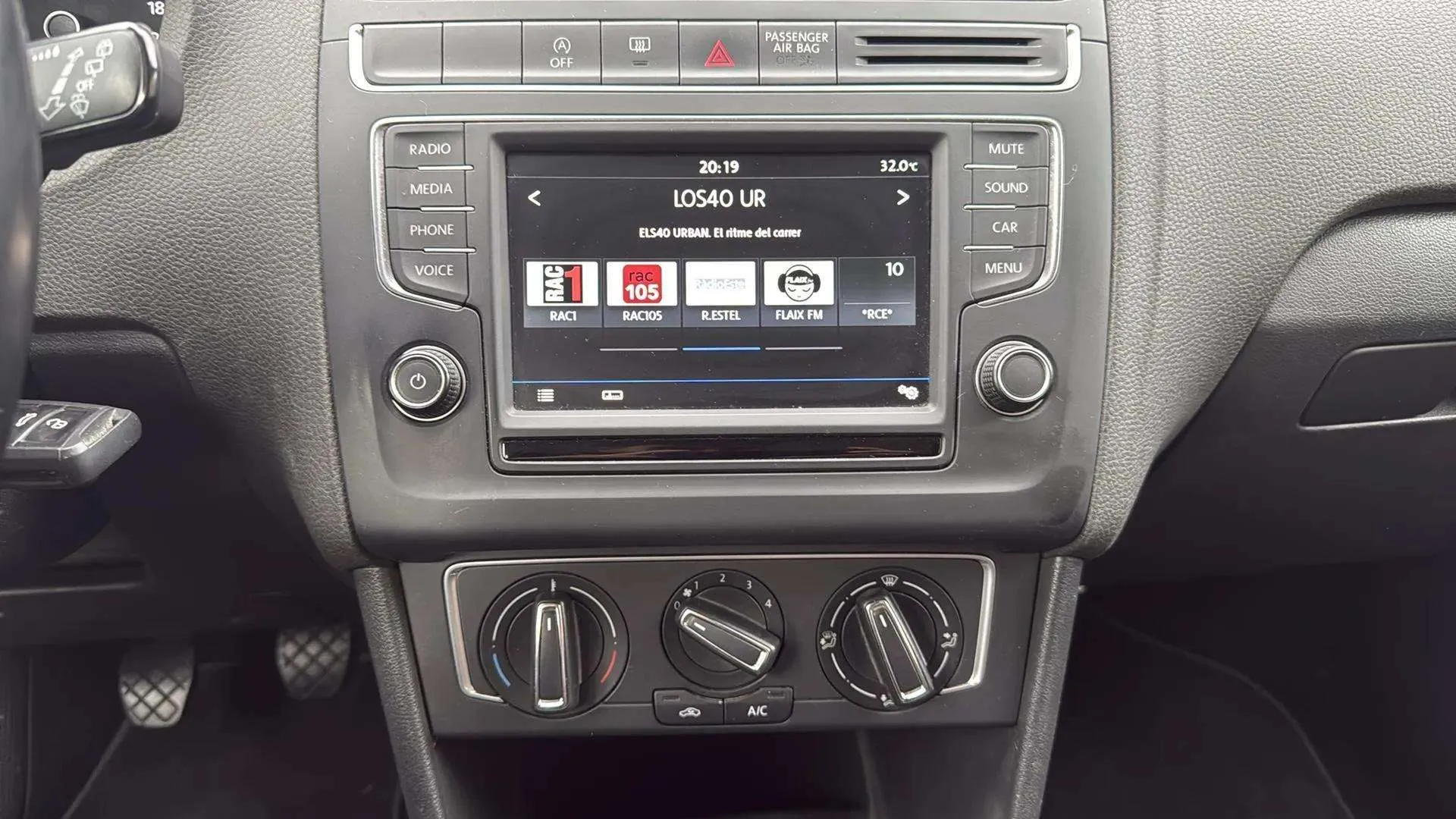 Volkswagen Polo A-Polo Plus 1.2 TSI BMT - foto 18