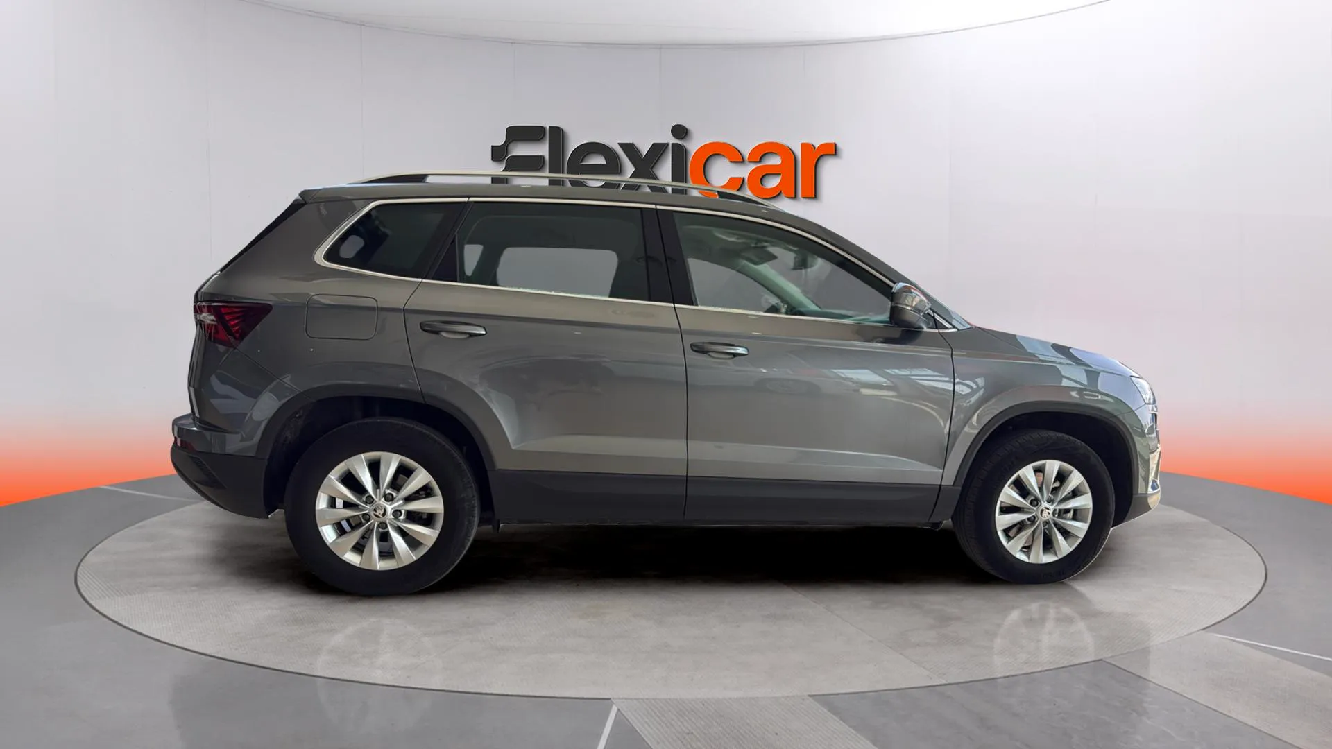 Škoda Karoq 2.0 TDI DSG 4x4 Selection - foto 5