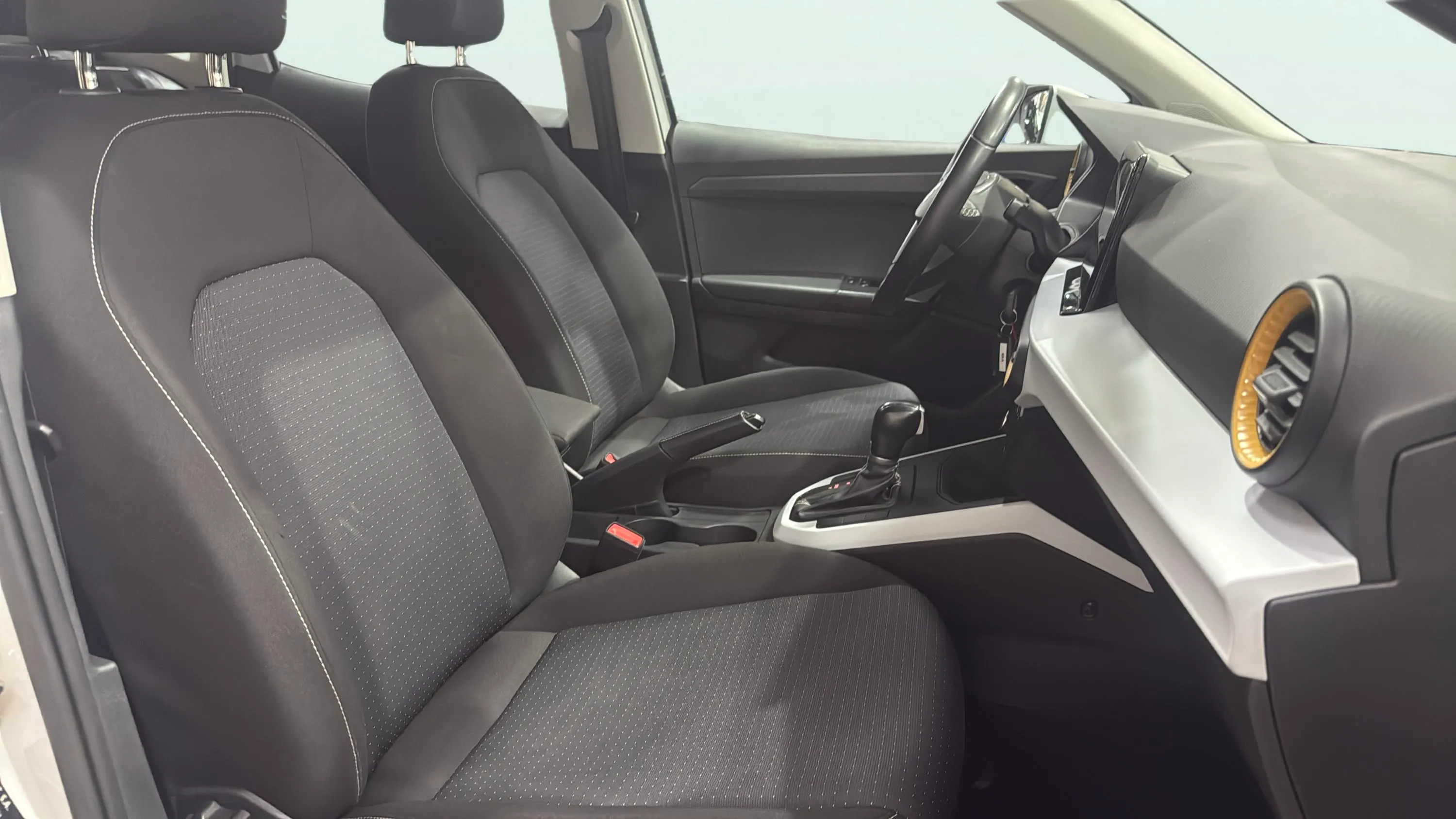 SEAT Arona 1.0 TSI DSG Style XL - foto 12