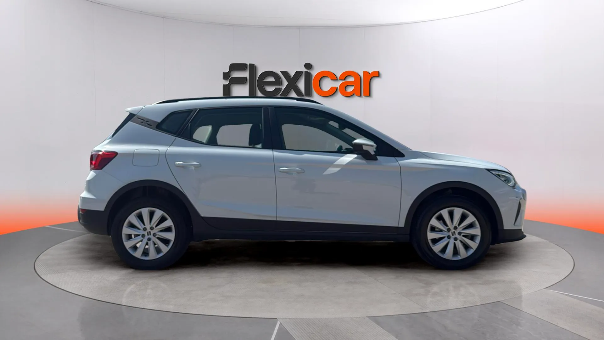 SEAT Arona 1.0 TSI DSG Style XL - foto 8
