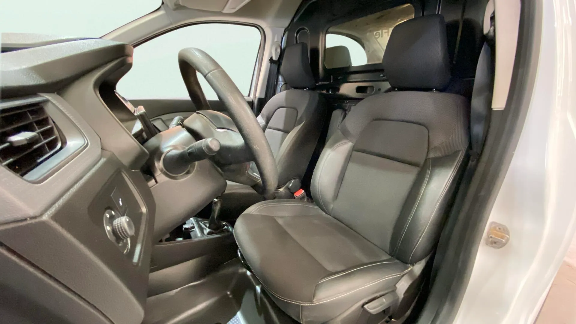 Renault Express Advance 1.5 Blue dCi - foto 11