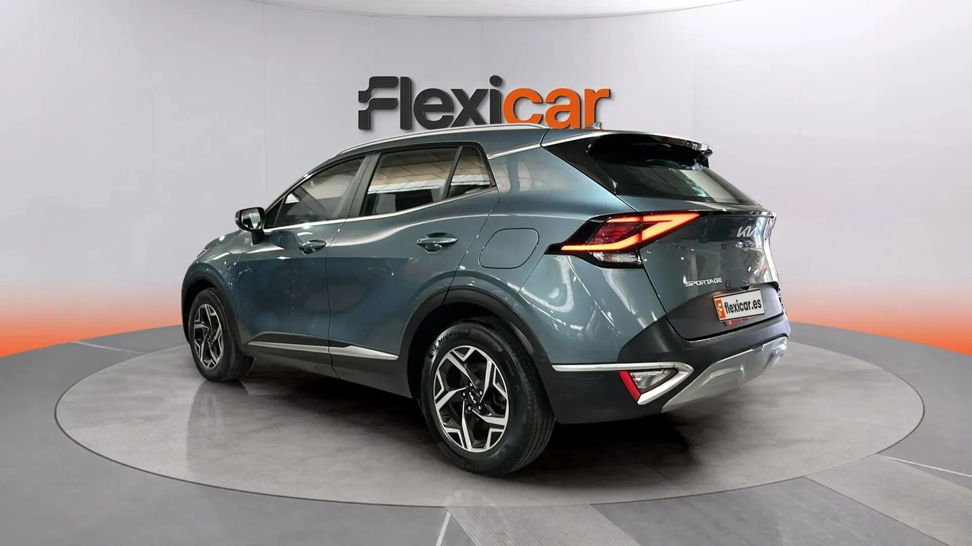 Kia Sportage 1.6 T-GDi Drive 4x2 - foto 5