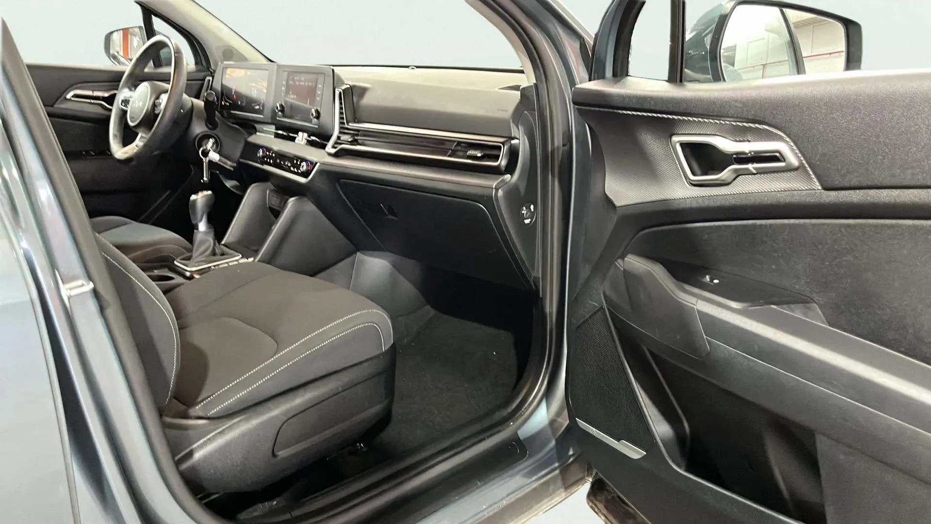 Kia Sportage 1.6 T-GDi Drive 4x2 - foto 13