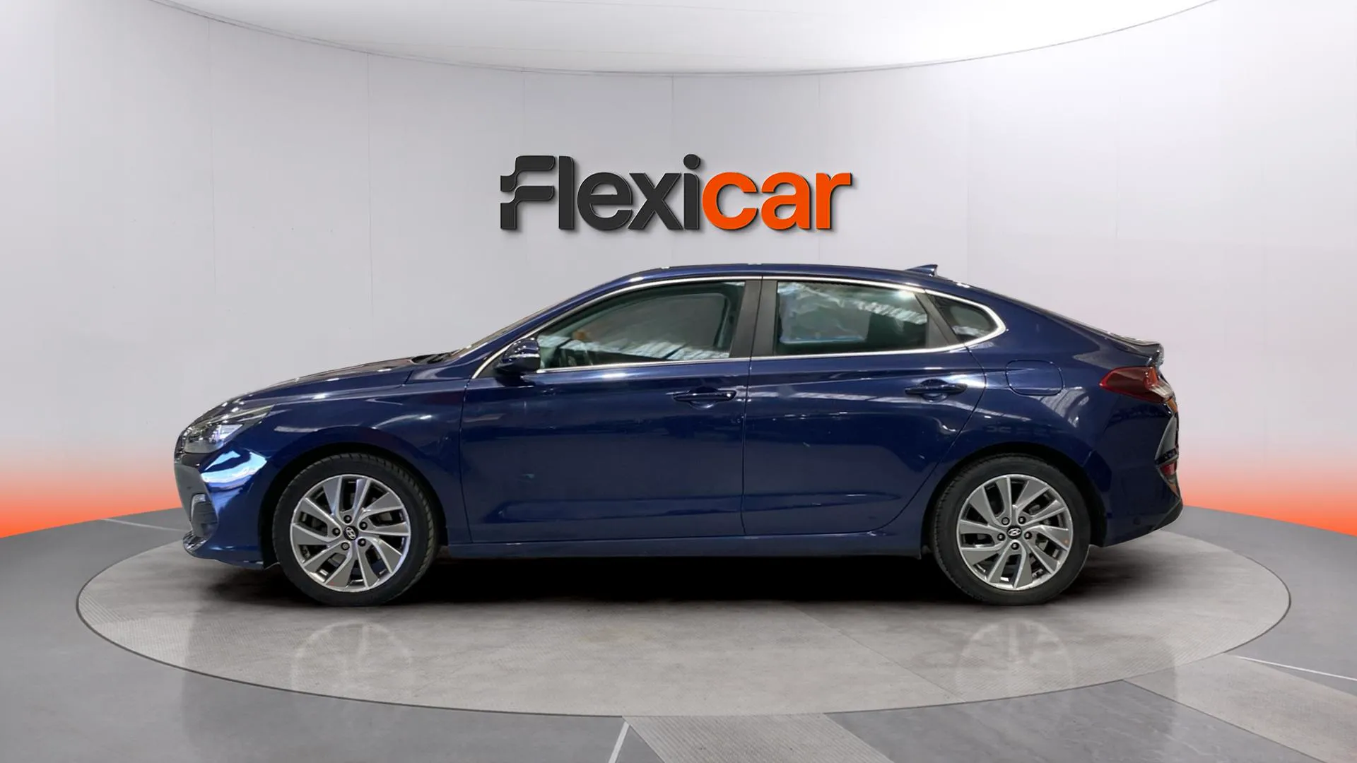 Hyundai i30 1.4 T-GDi Style Fastback DCT - foto 4