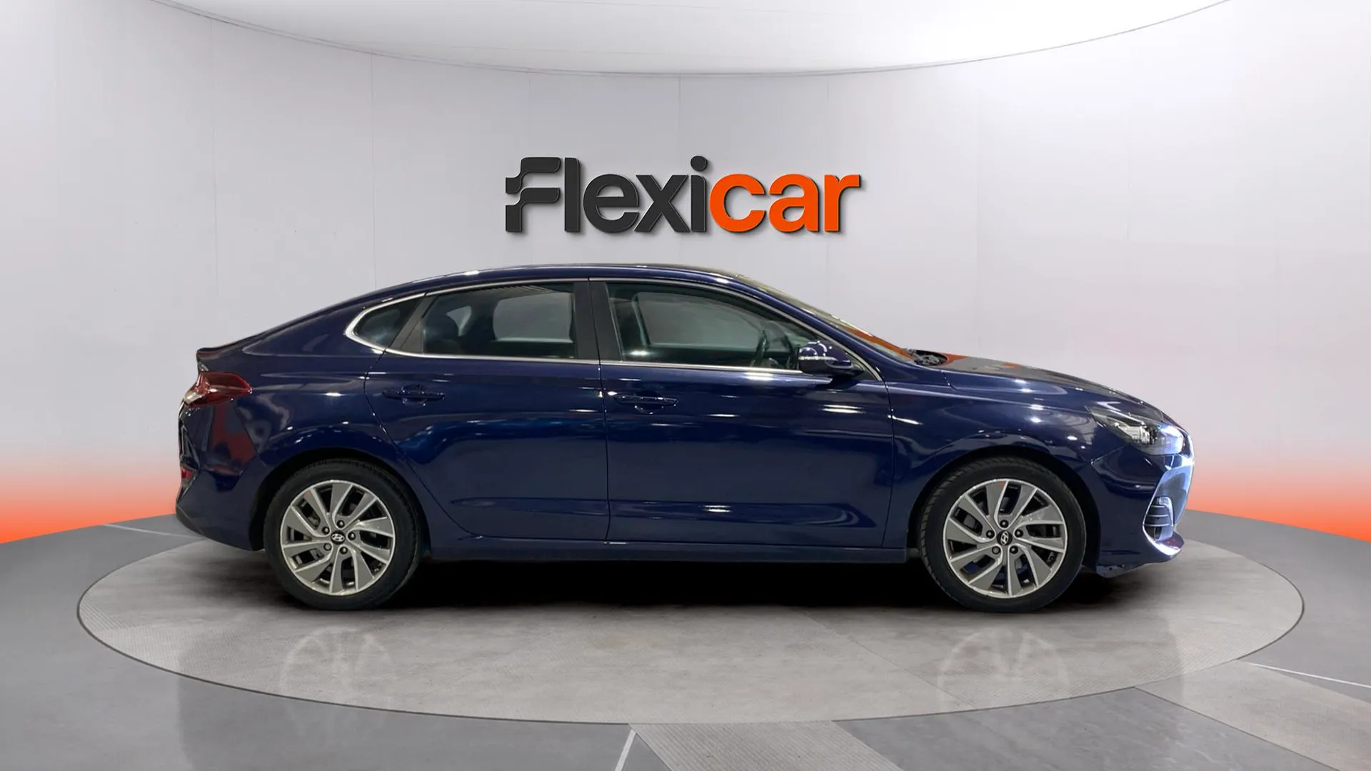 Hyundai i30 1.4 T-GDi Style Fastback DCT - foto 5