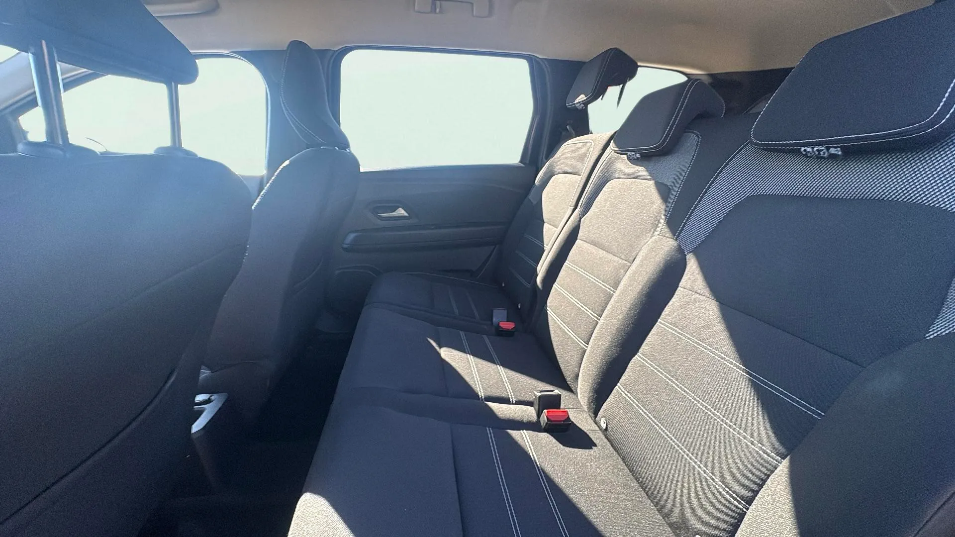 Dacia Jogger Expression TCe 5 plazas - foto 17