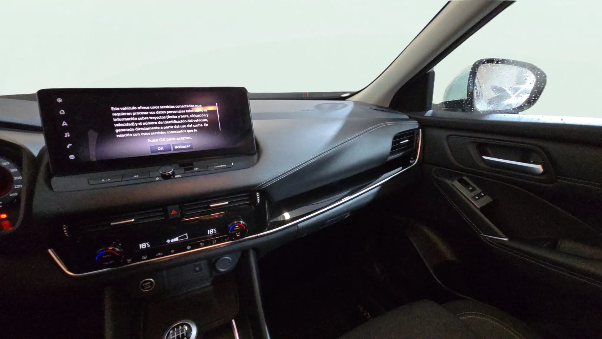 Nissan Qashqai DIG-T N-Connecta - foto 12