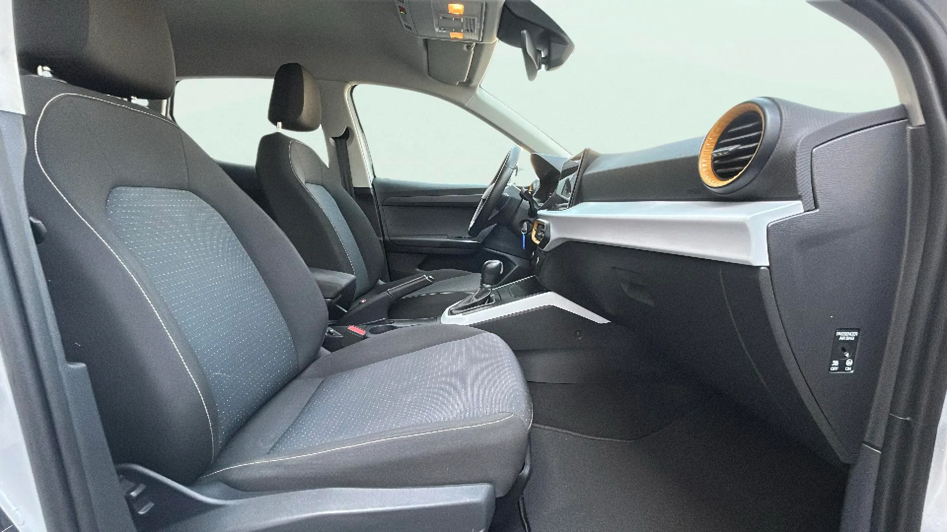 SEAT Arona 1.0 TSI DSG Style XL - foto 17