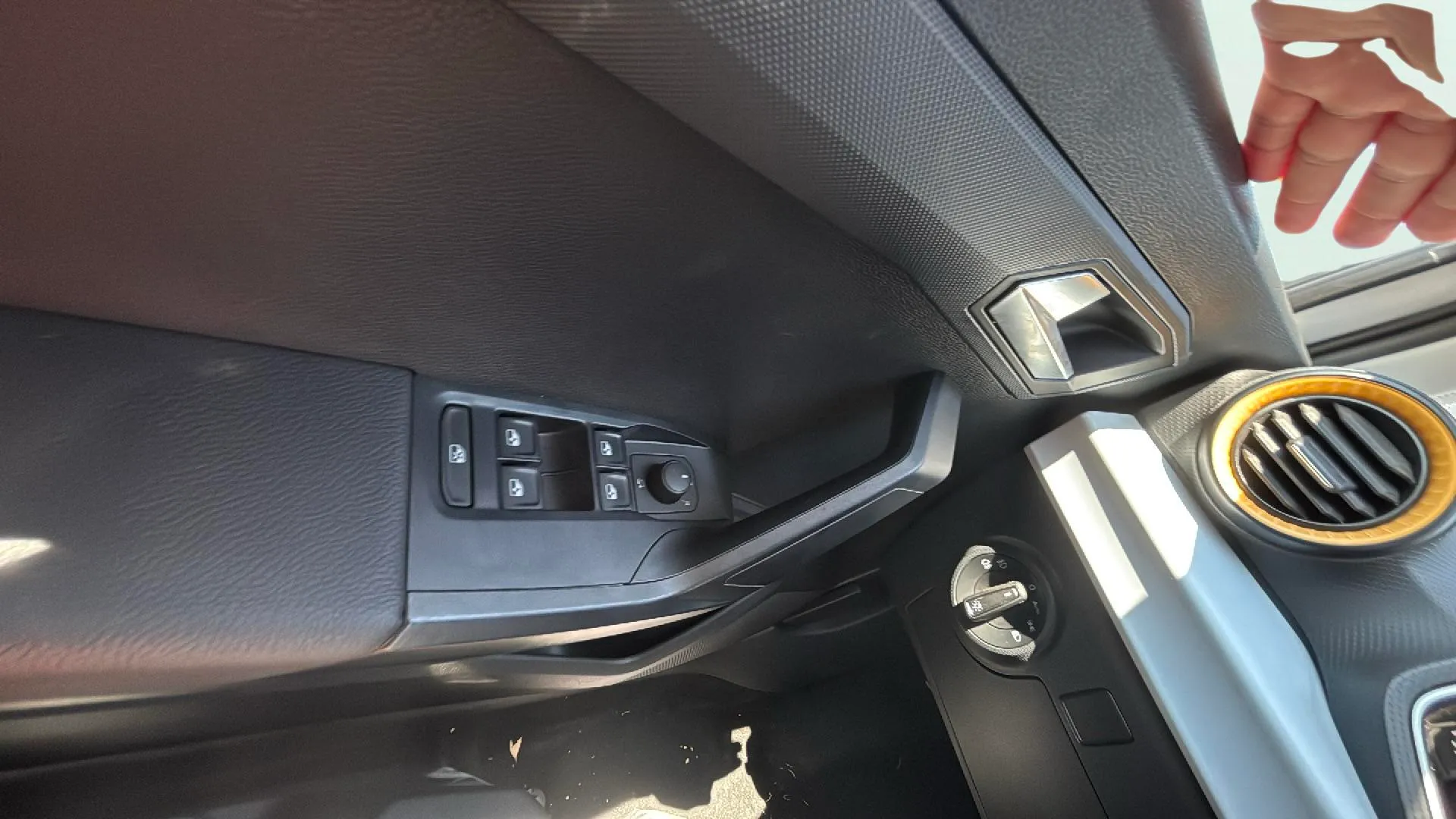 SEAT Arona 1.0 TSI DSG Style XL - foto 15
