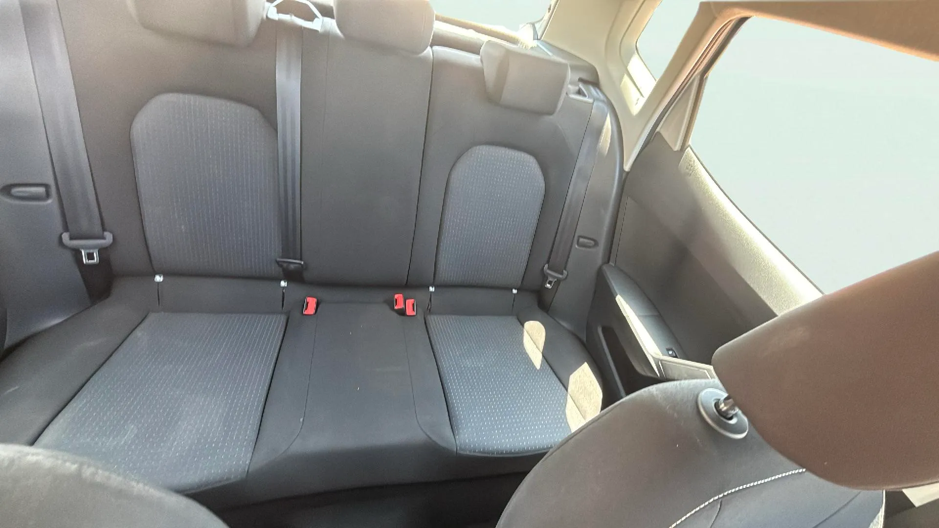 SEAT Arona 1.0 TSI DSG Style XL - foto 11