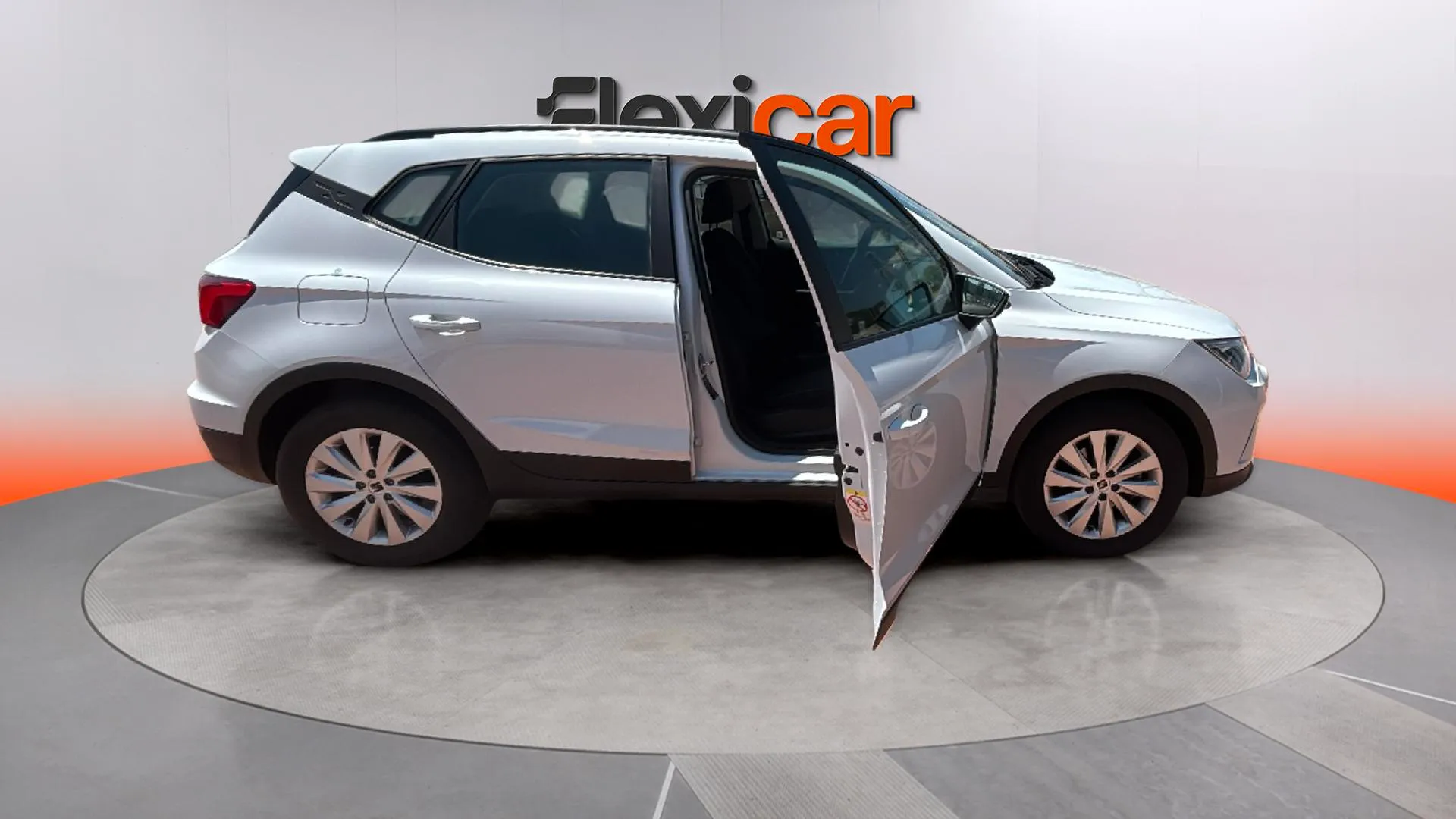 SEAT Arona 1.0 TSI DSG Style XL - foto 9