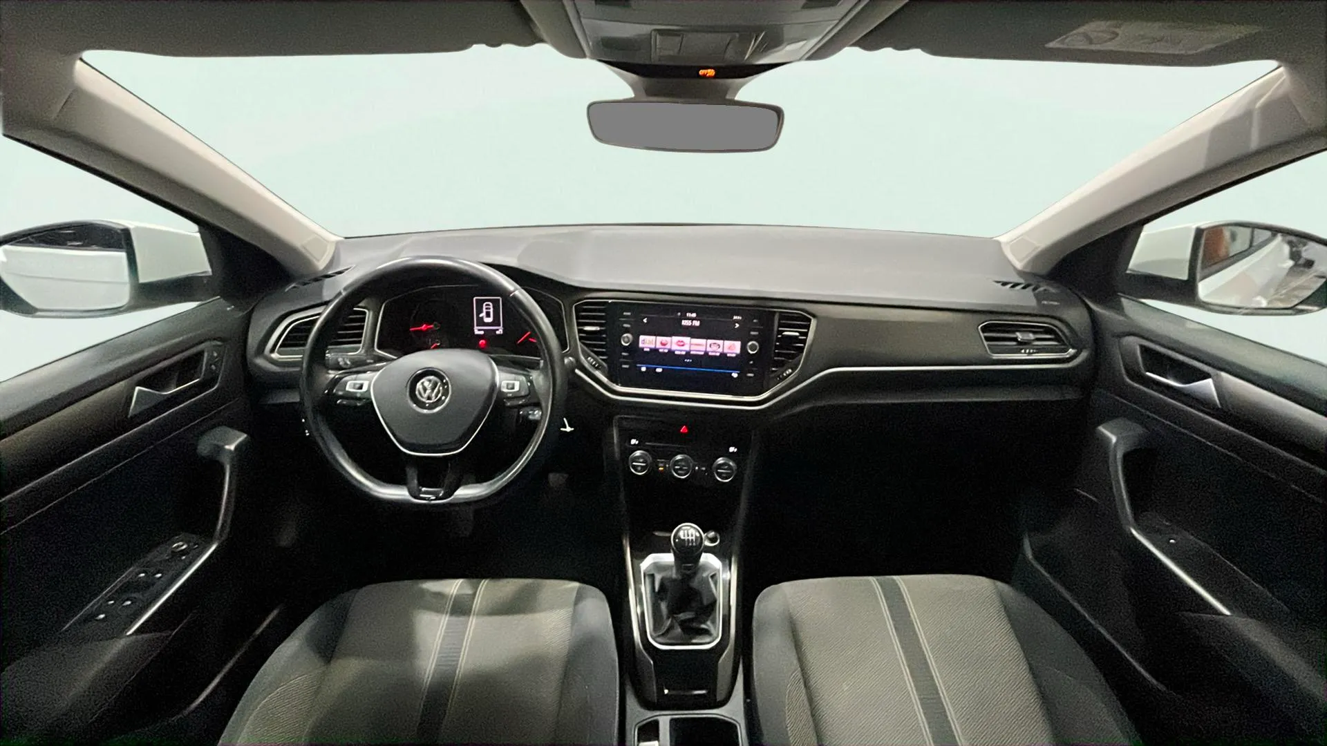 Volkswagen T-Roc Advance 1.6 TDI - foto 23
