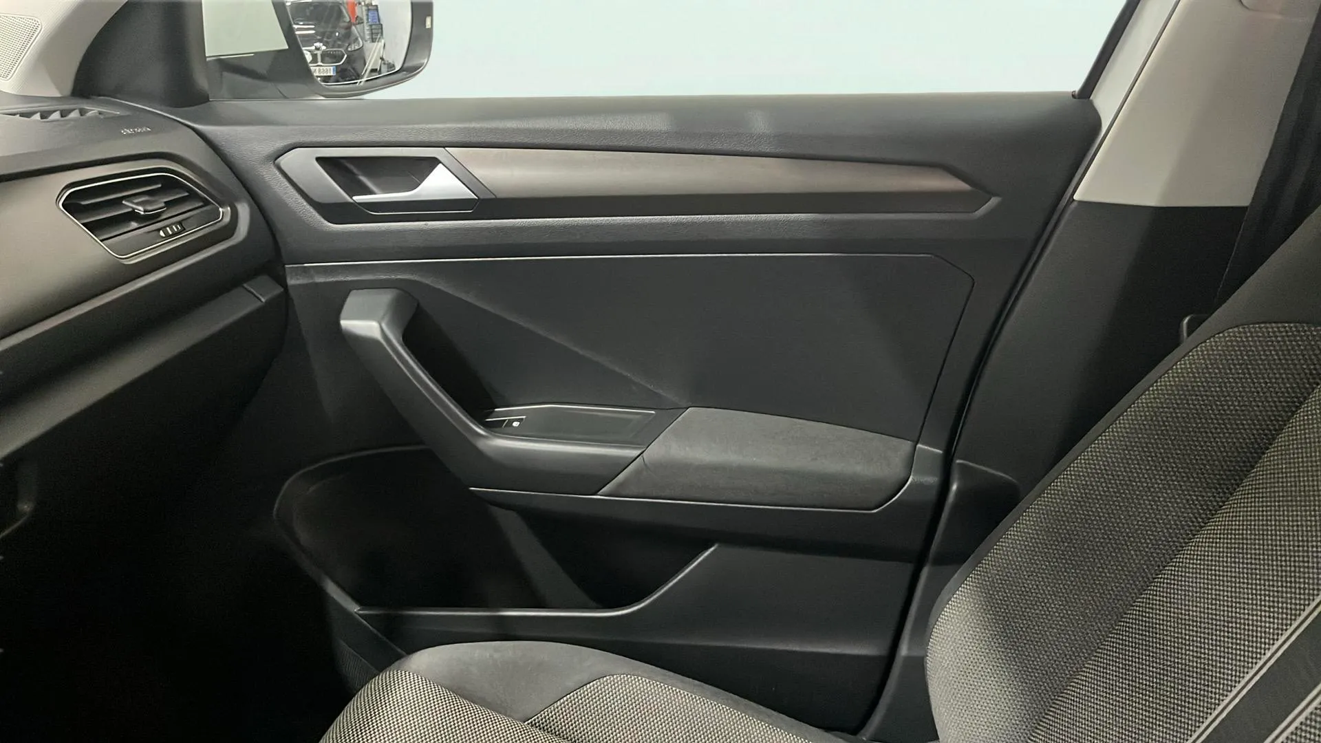 Volkswagen T-Roc Advance 1.6 TDI - foto 11