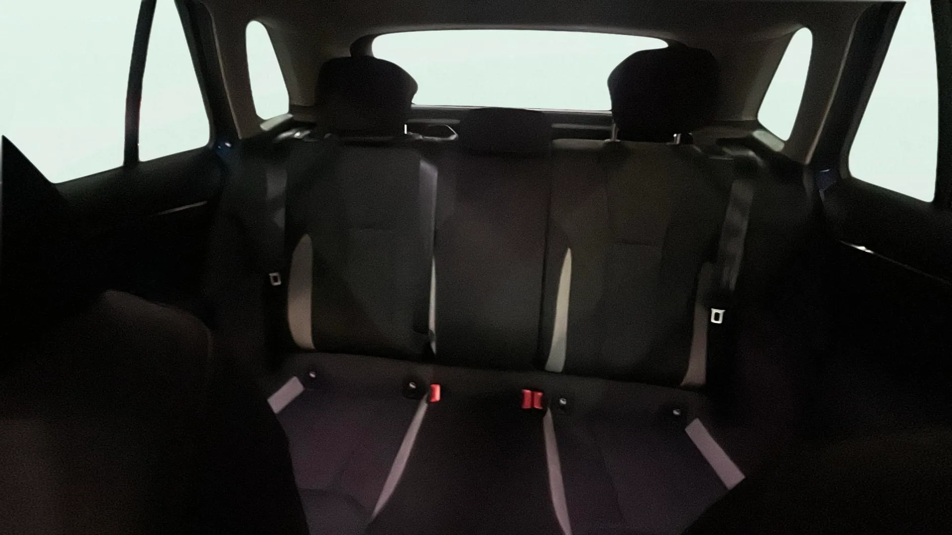Škoda Kamiq 1.5 TSI DSG Ambition - foto 16
