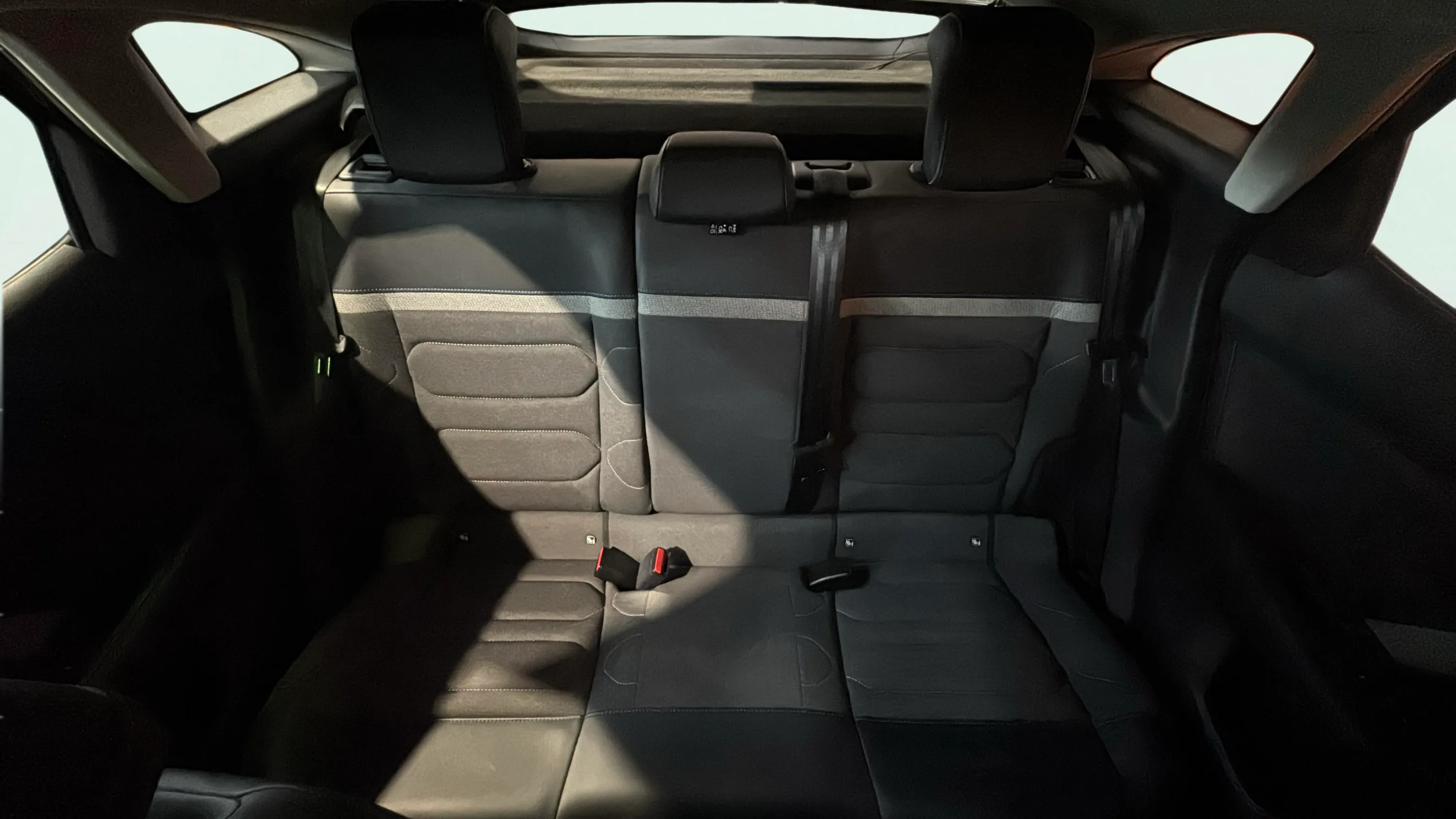 Citroën C4 PureTech 130 EAT8 Feel Pack - foto 21