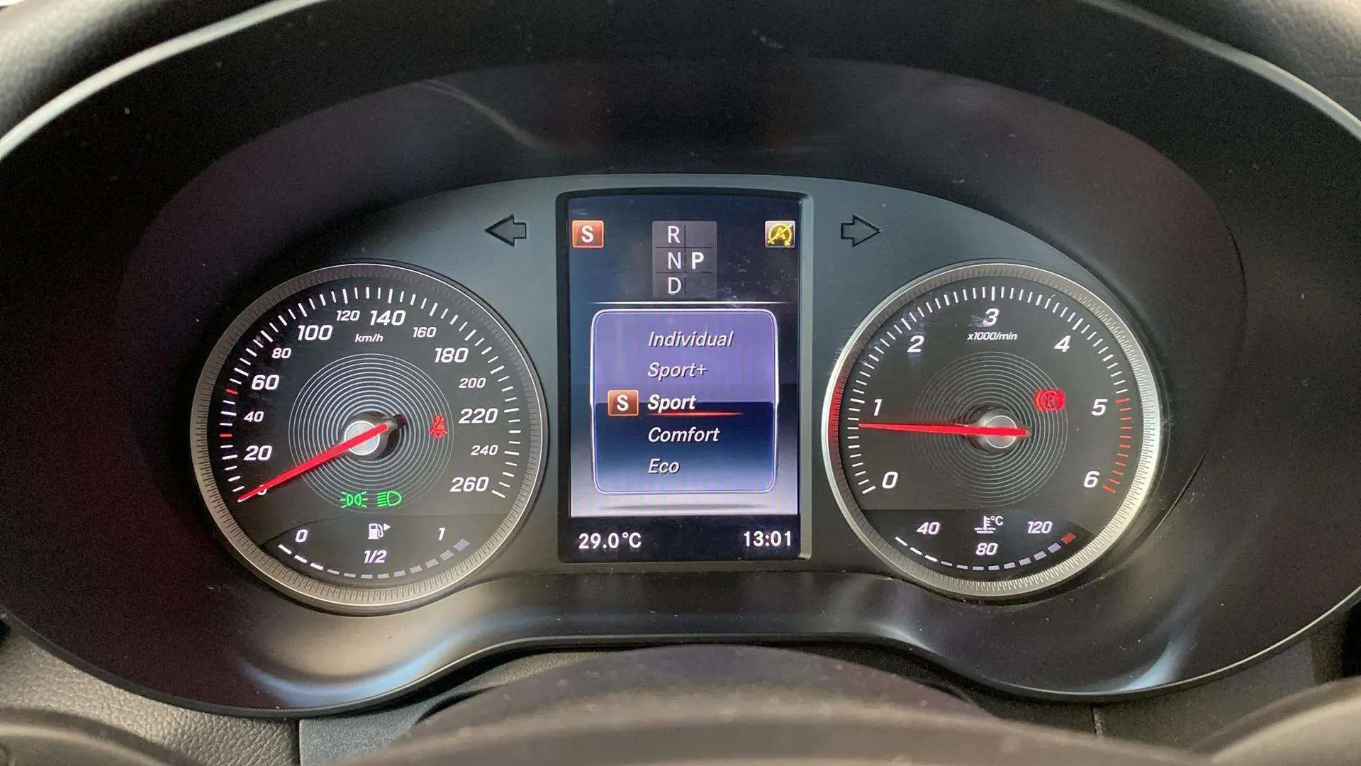 Mercedes-Benz GLC 220 d 4MATIC - foto 14