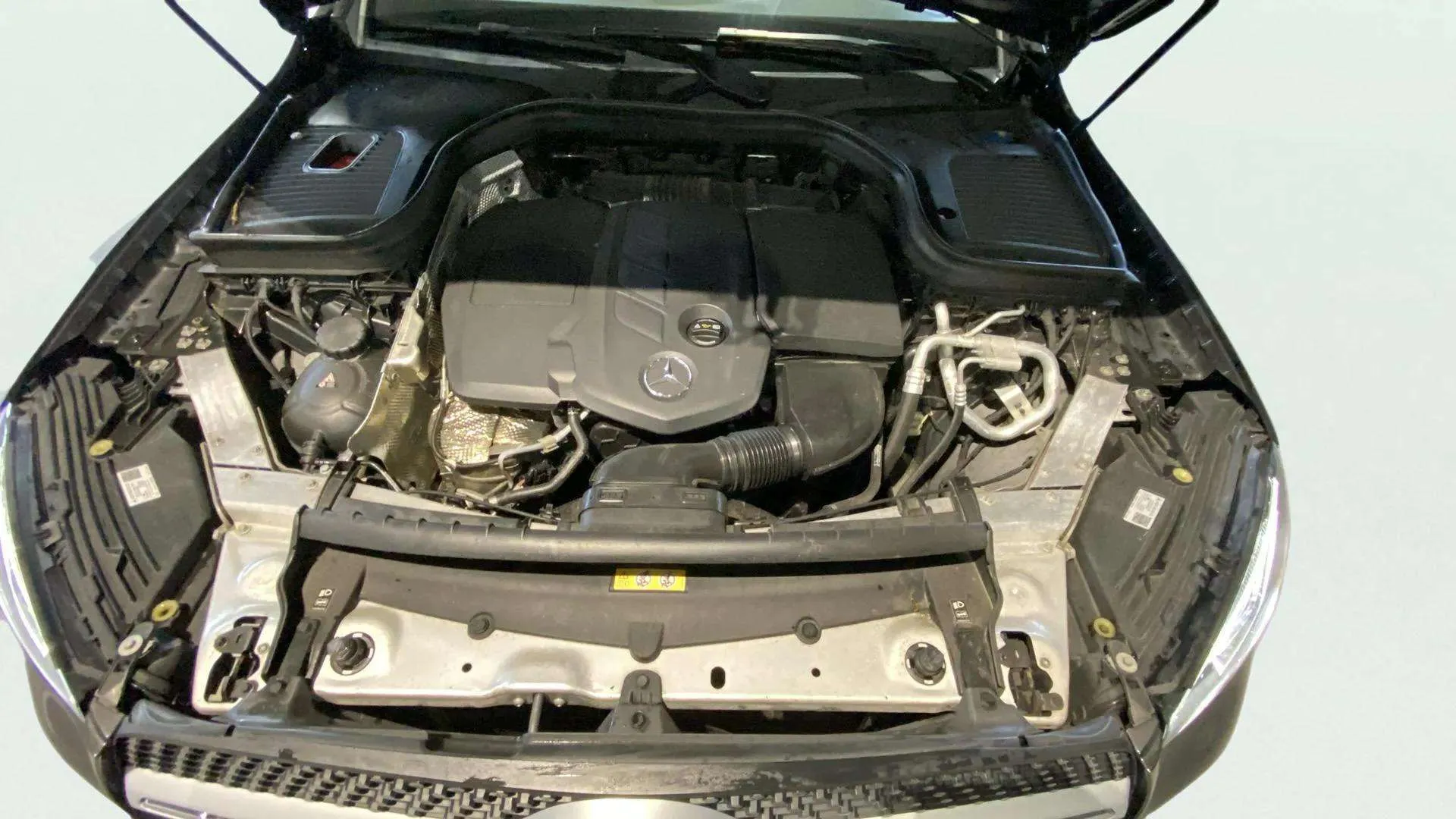 Mercedes-Benz GLC 220 d 4MATIC - foto 18