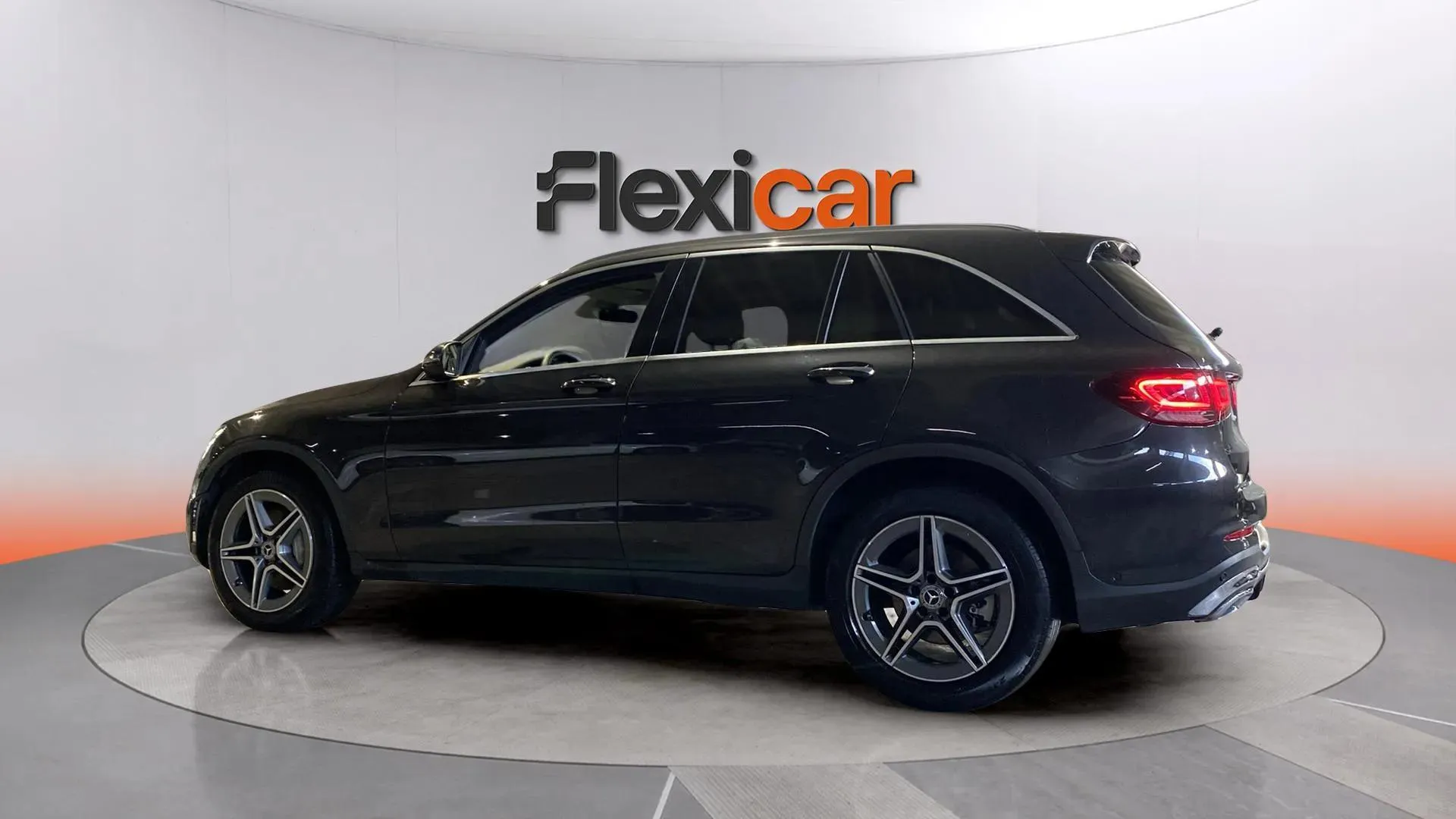 Mercedes-Benz GLC 220 d 4MATIC - foto 4