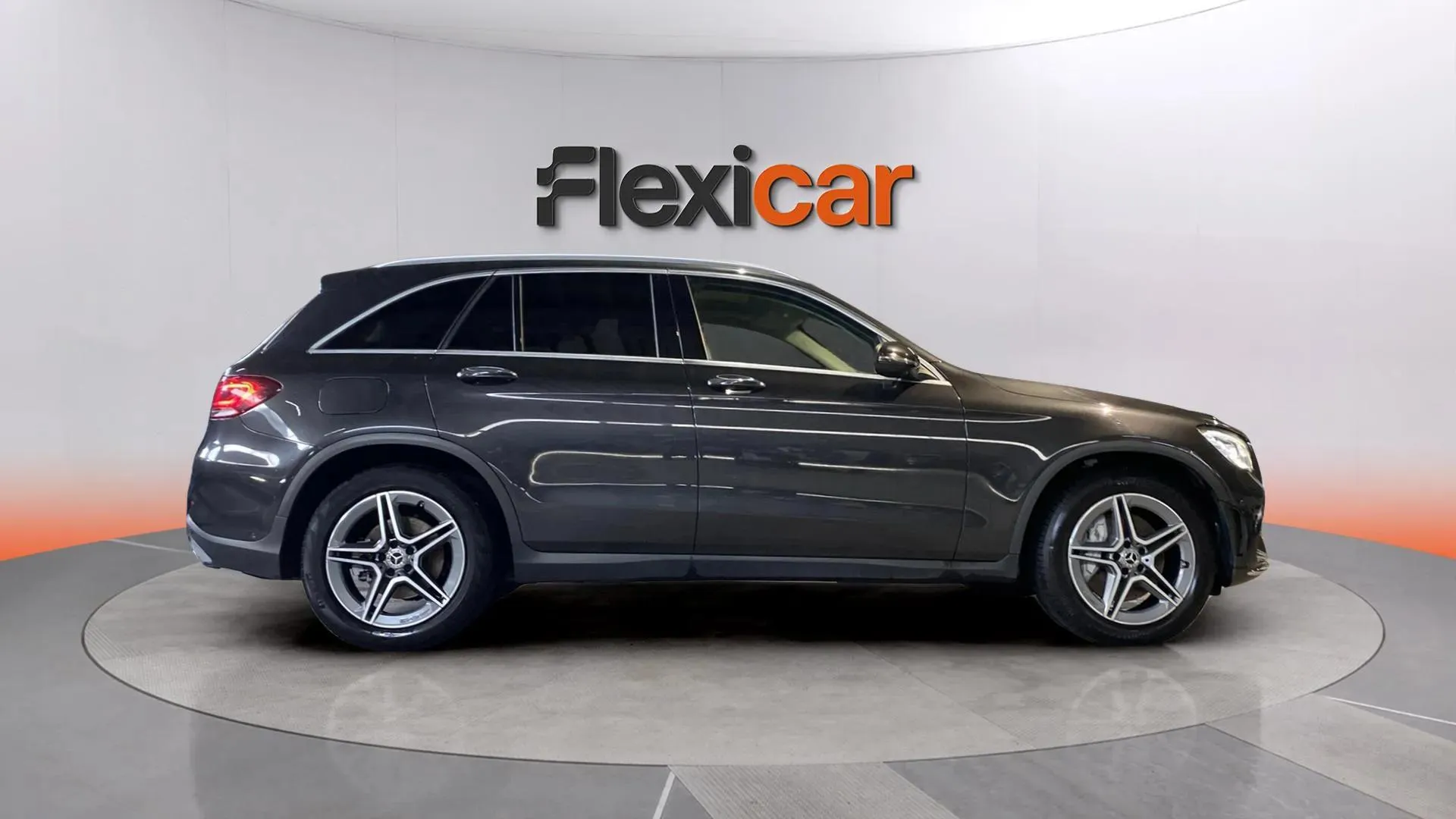 Mercedes-Benz GLC 220 d 4MATIC - foto 9