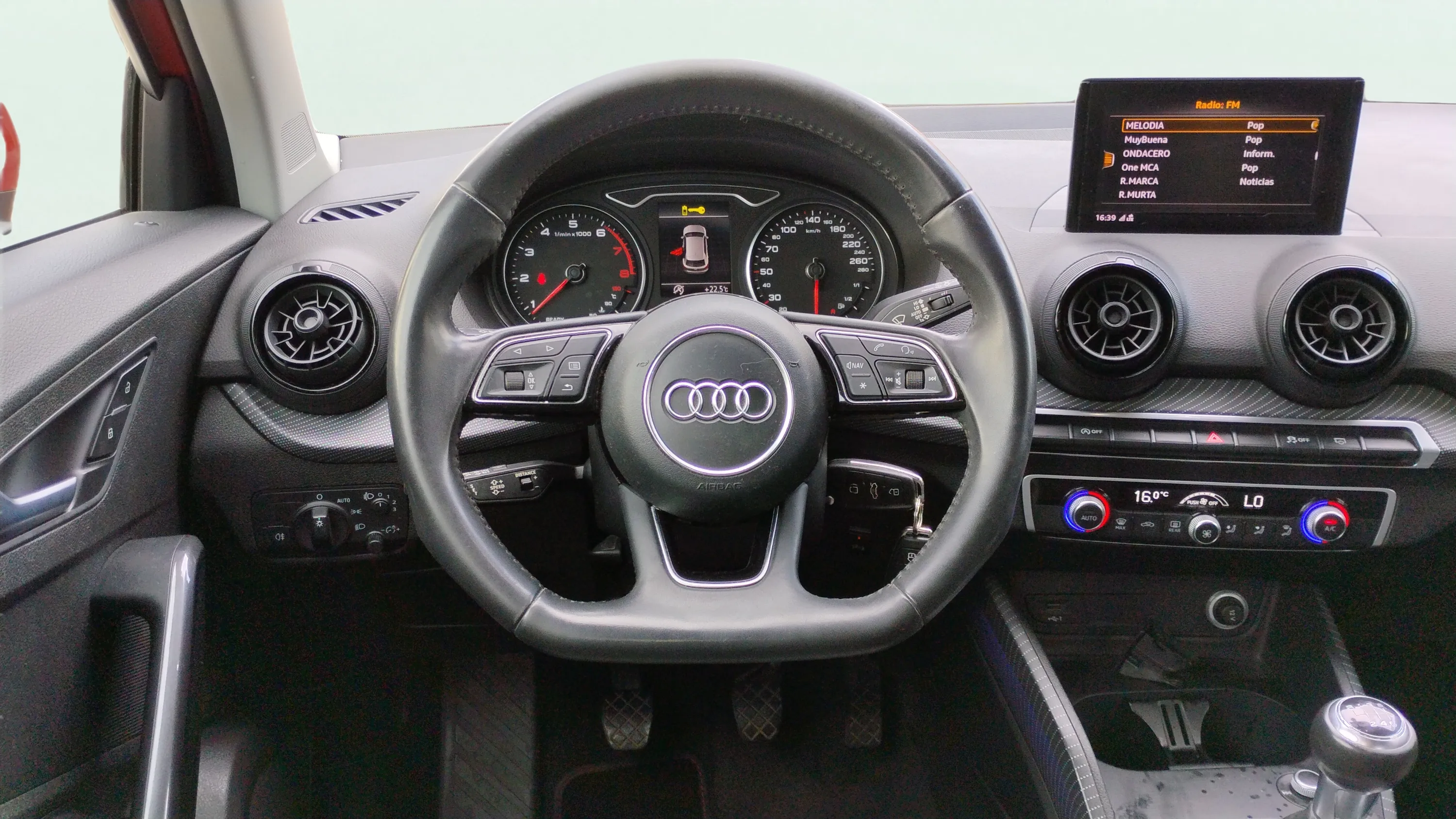 Audi Q2 - foto 11