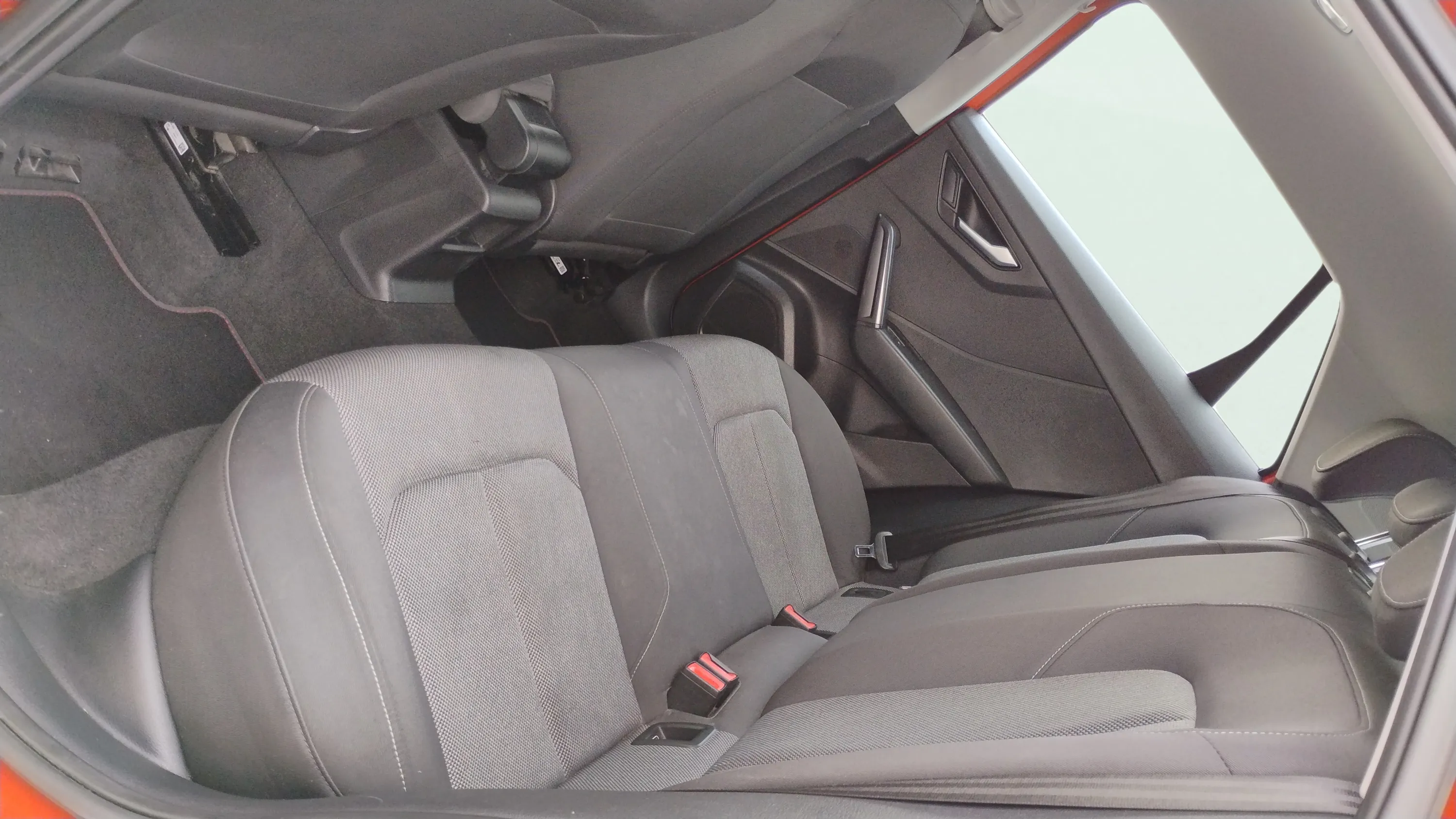 Audi Q2 - foto 15